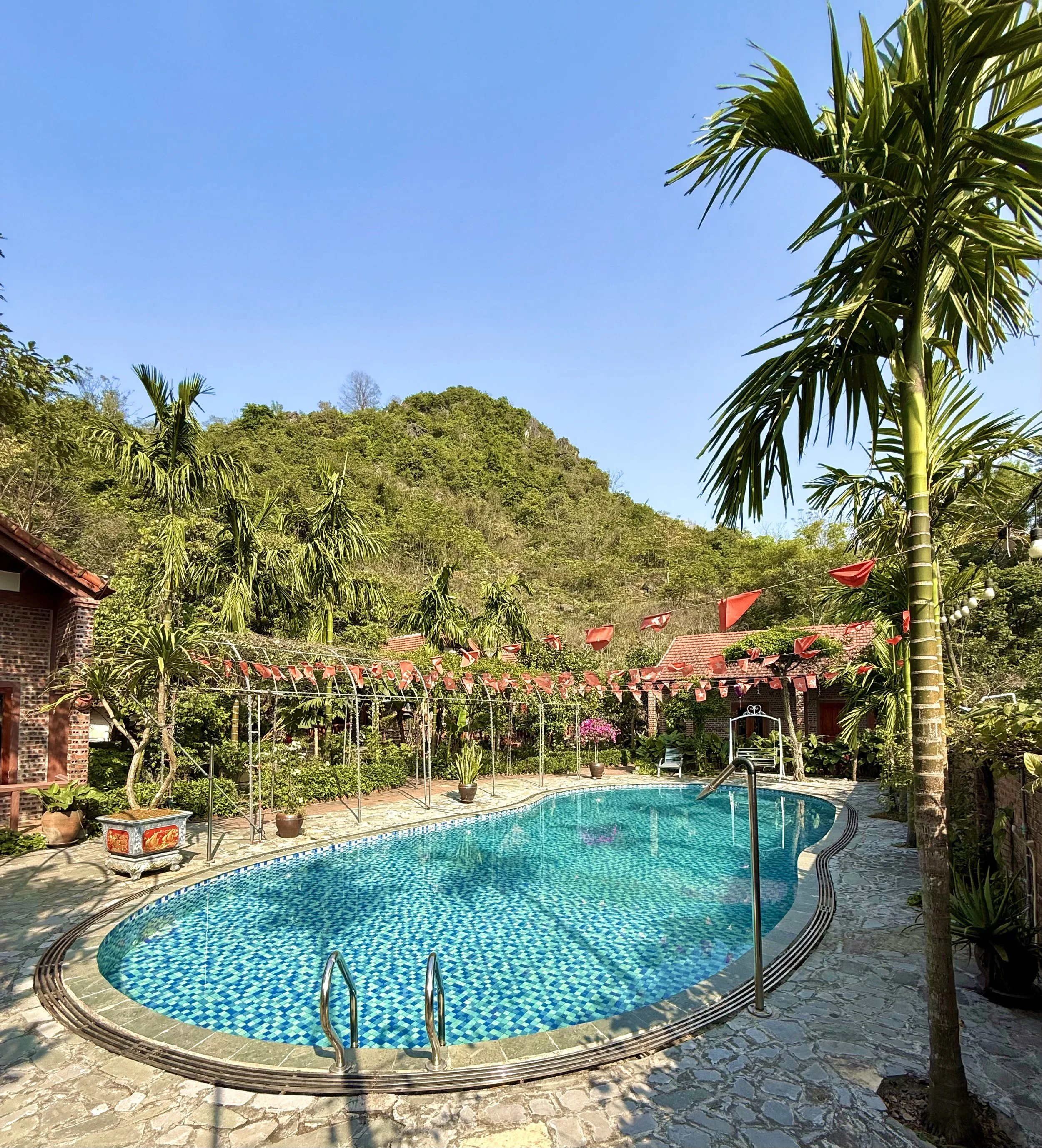 Pham Gia Homestay Ecogarden with pool and cheap accommodation in Ninh Binh, Vietnam