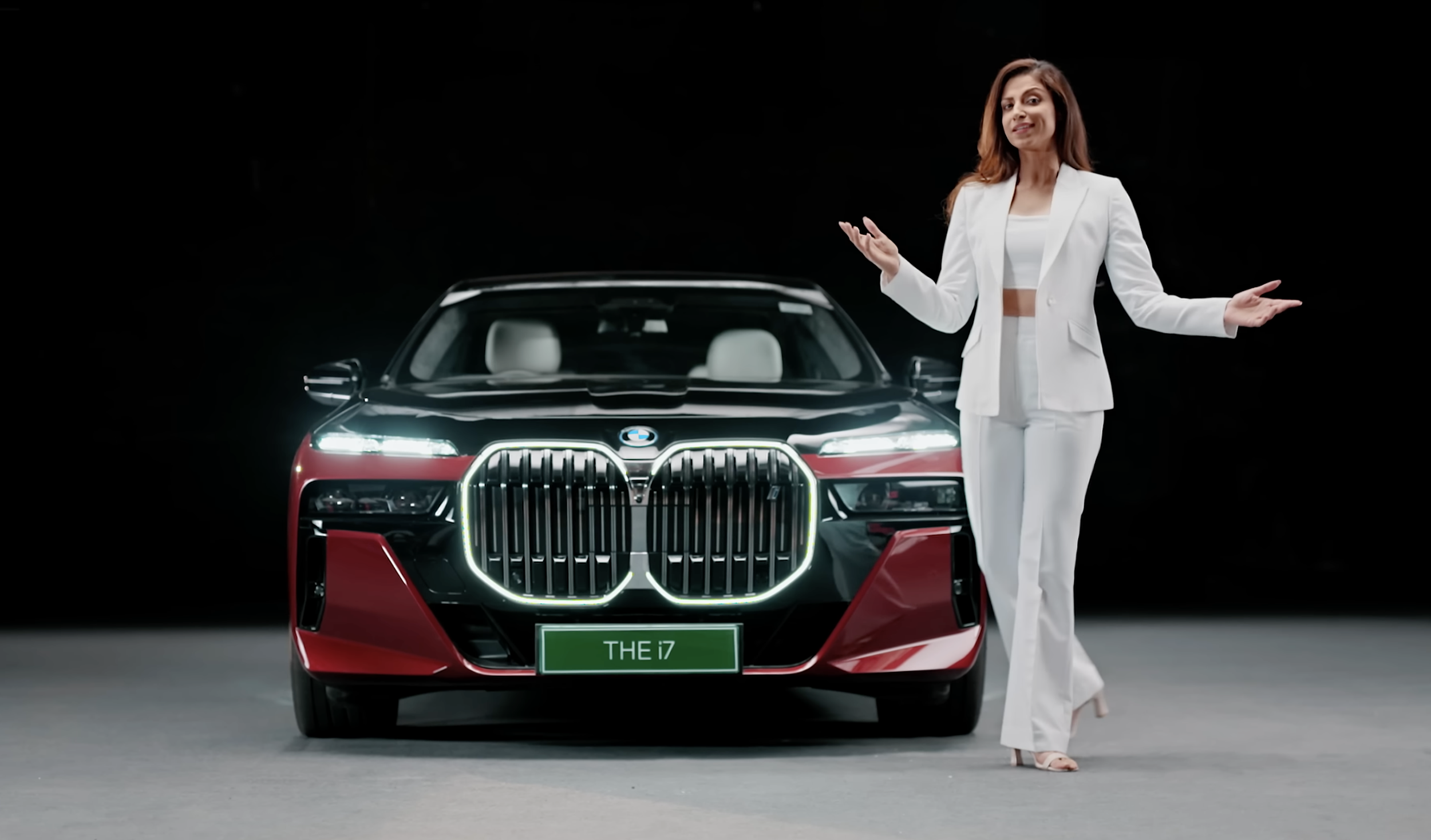 bmw i7 b.png