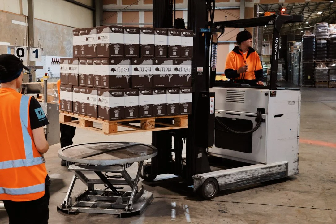 Tītoki wine boxs being delivered 