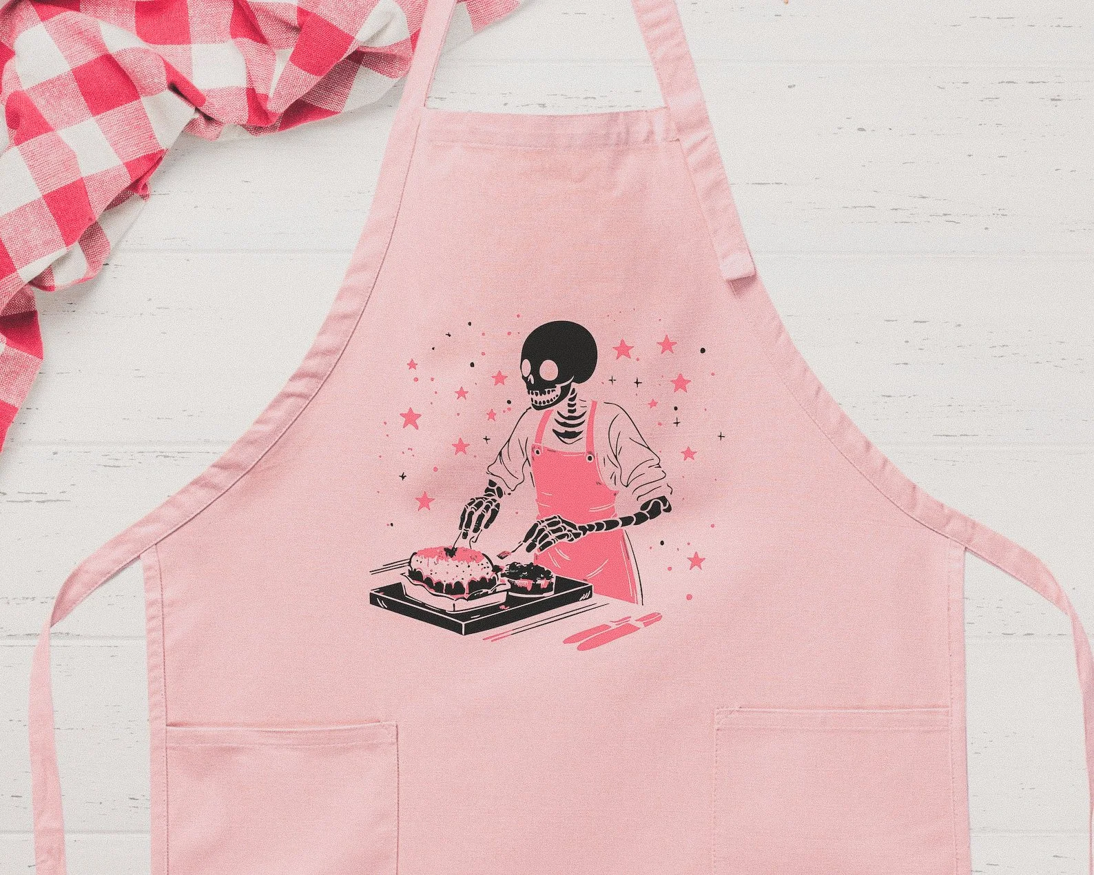 This funny Halloween skeleton baking apron is perfect for spooky bakers, chaotic cooks, and anyone who wants to stir up a little mischief in the kitchen. Featuring a sassy skeleton chef and plenty of haunted charm, it’s ideal for Halloween parties, f
