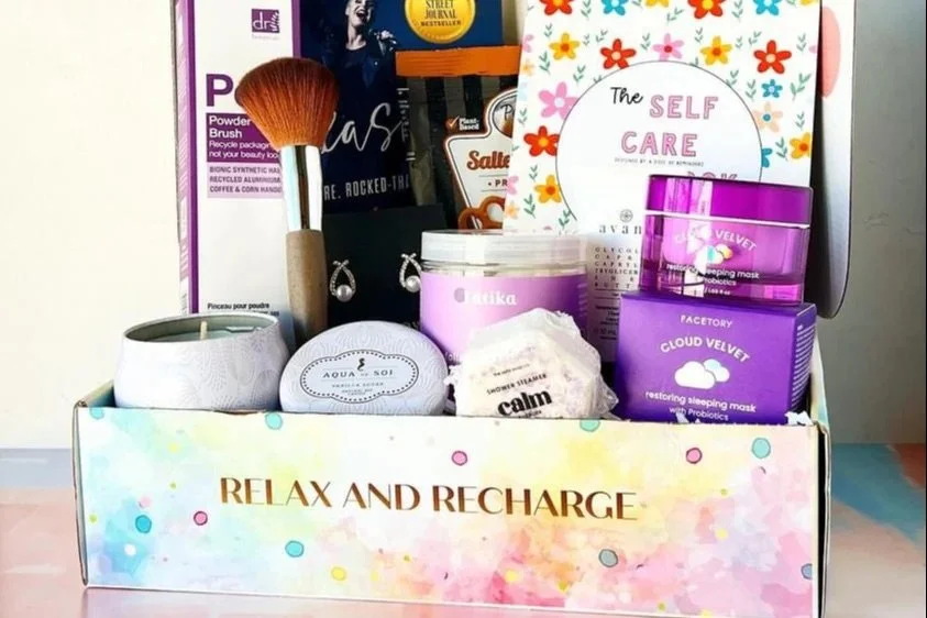 Genglow Subscription Box for Her