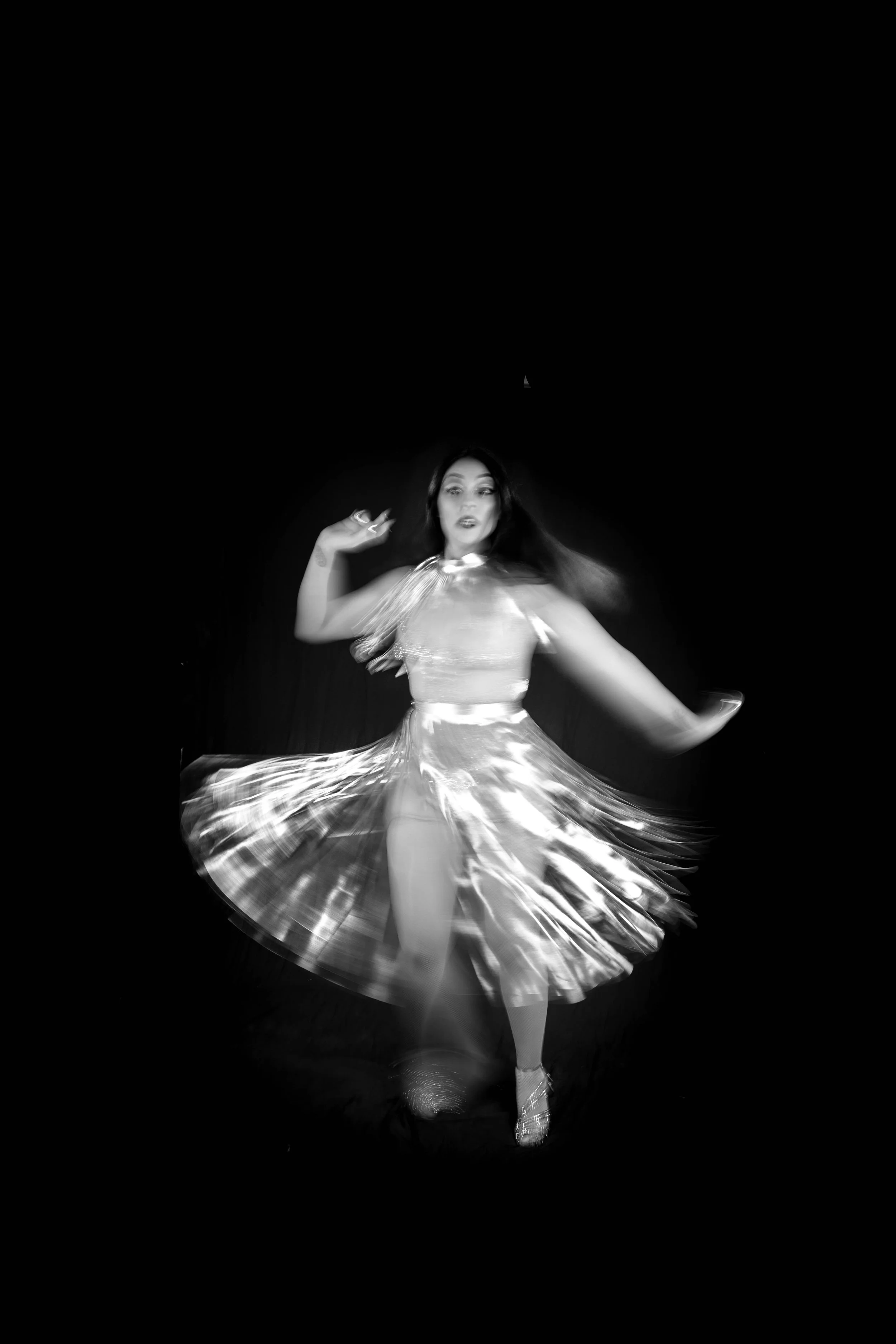 viviblackwhite1 (1 of 1).jpg