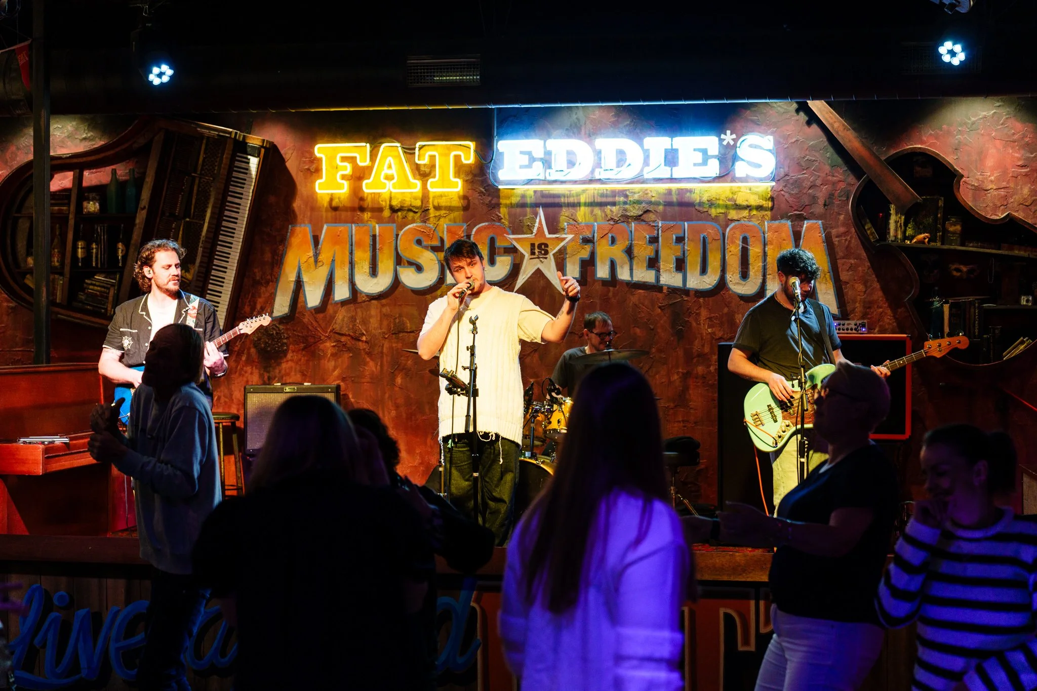 Roger Roger-20250809-08471.jpg