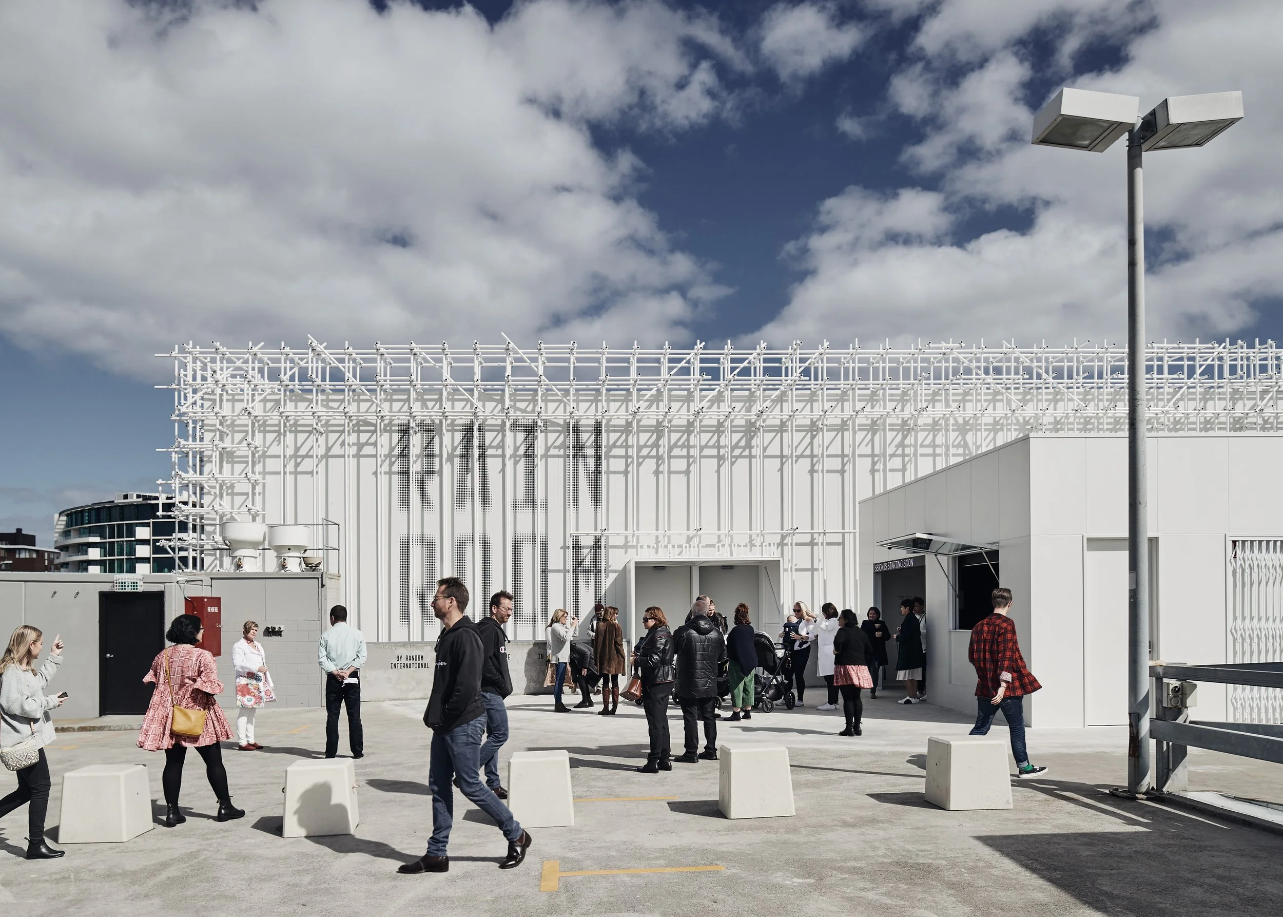 190829 Rain Room 1057.jpg