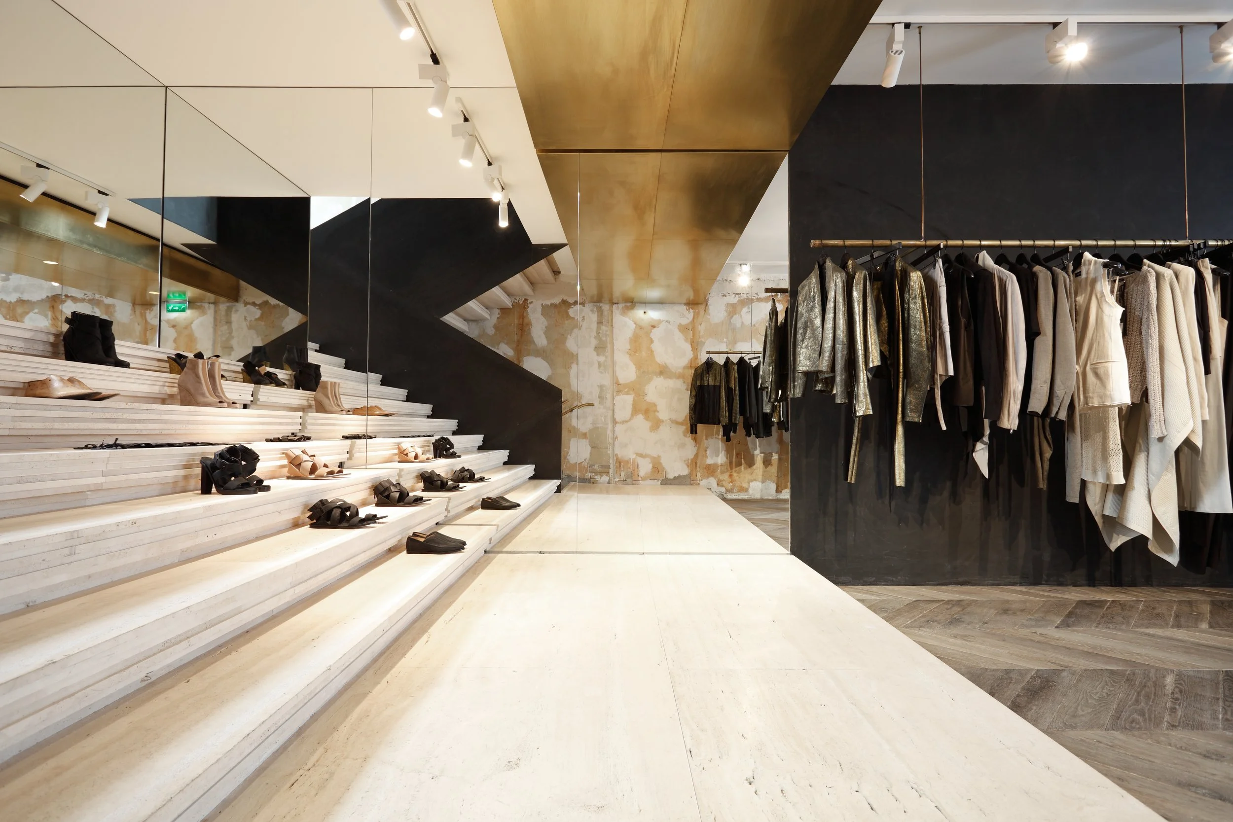 Damir Doma_Cut architectures_© David Foessel_004.jpg