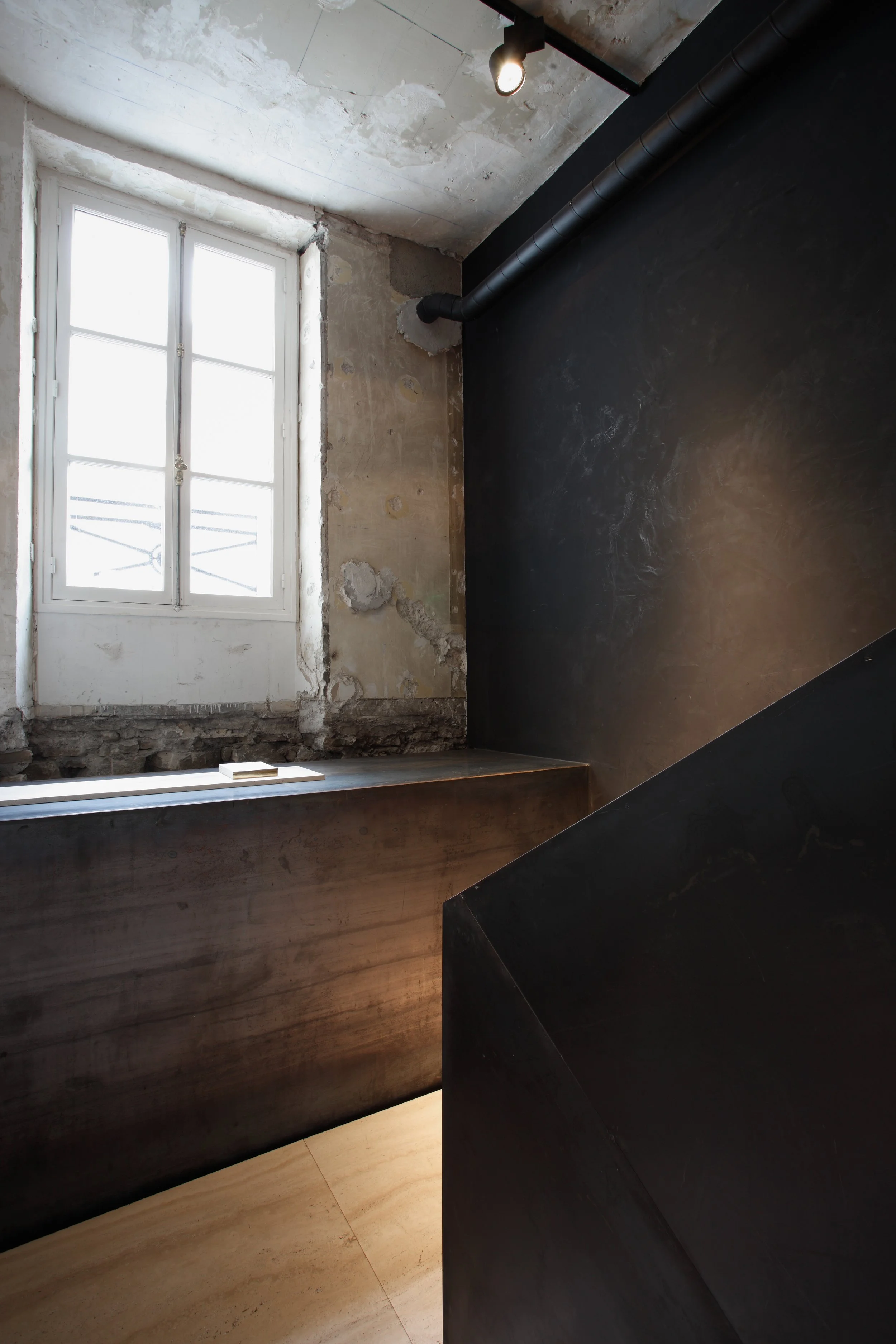 Damir Doma_Cut architectures_© David Foessel_024.jpg