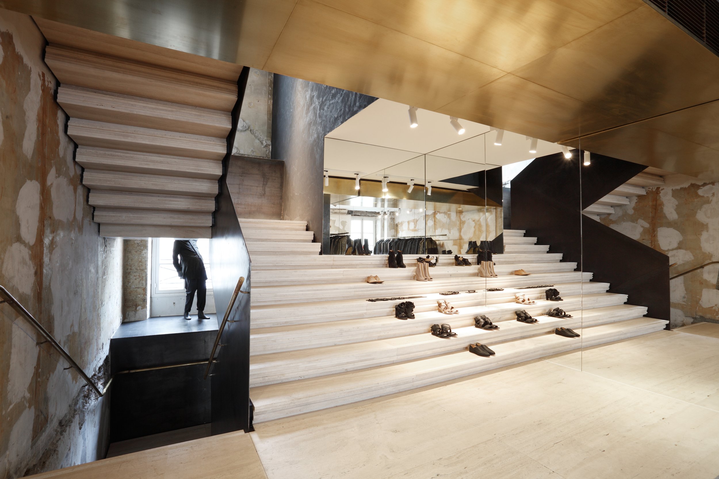 Damir Doma_Cut architectures_© David Foessel_002.jpg