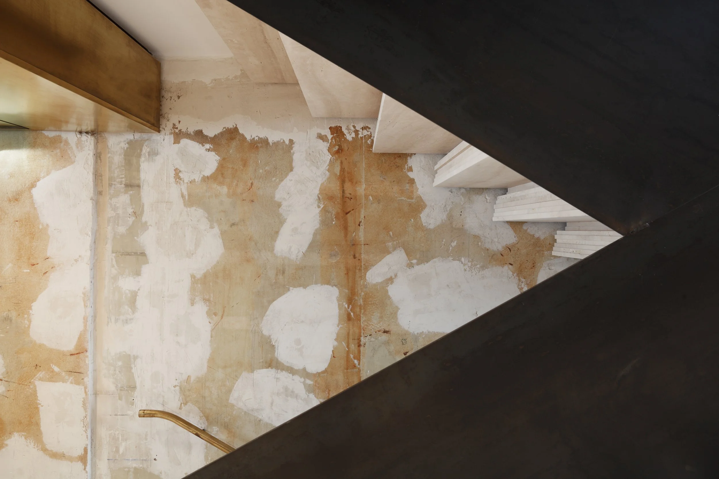 Damir Doma_Cut architectures_© David Foessel_008.jpg