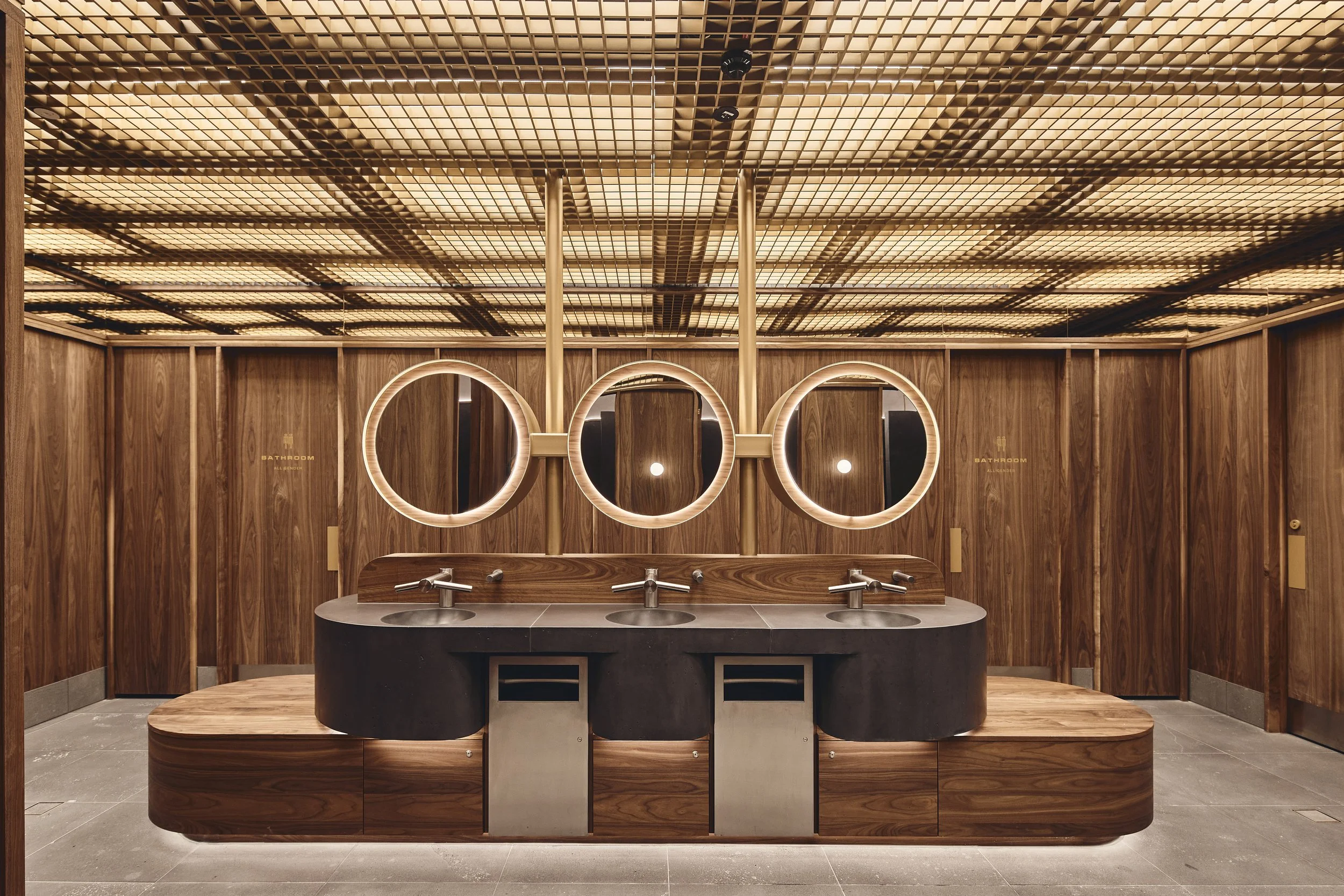 231016 124 Exhibition 0644 copy.jpg