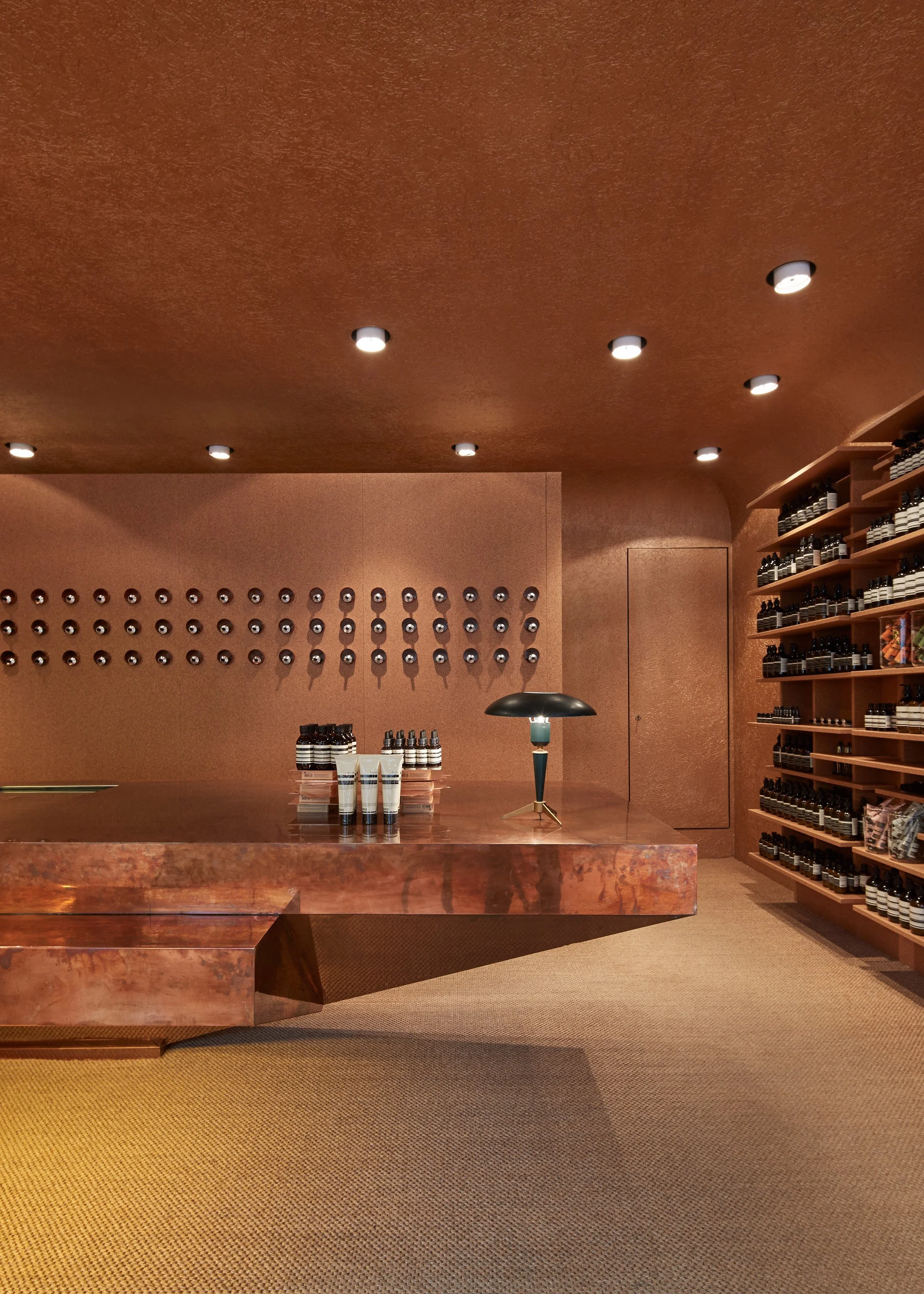 170320 Aesop Geneva 1374.jpg