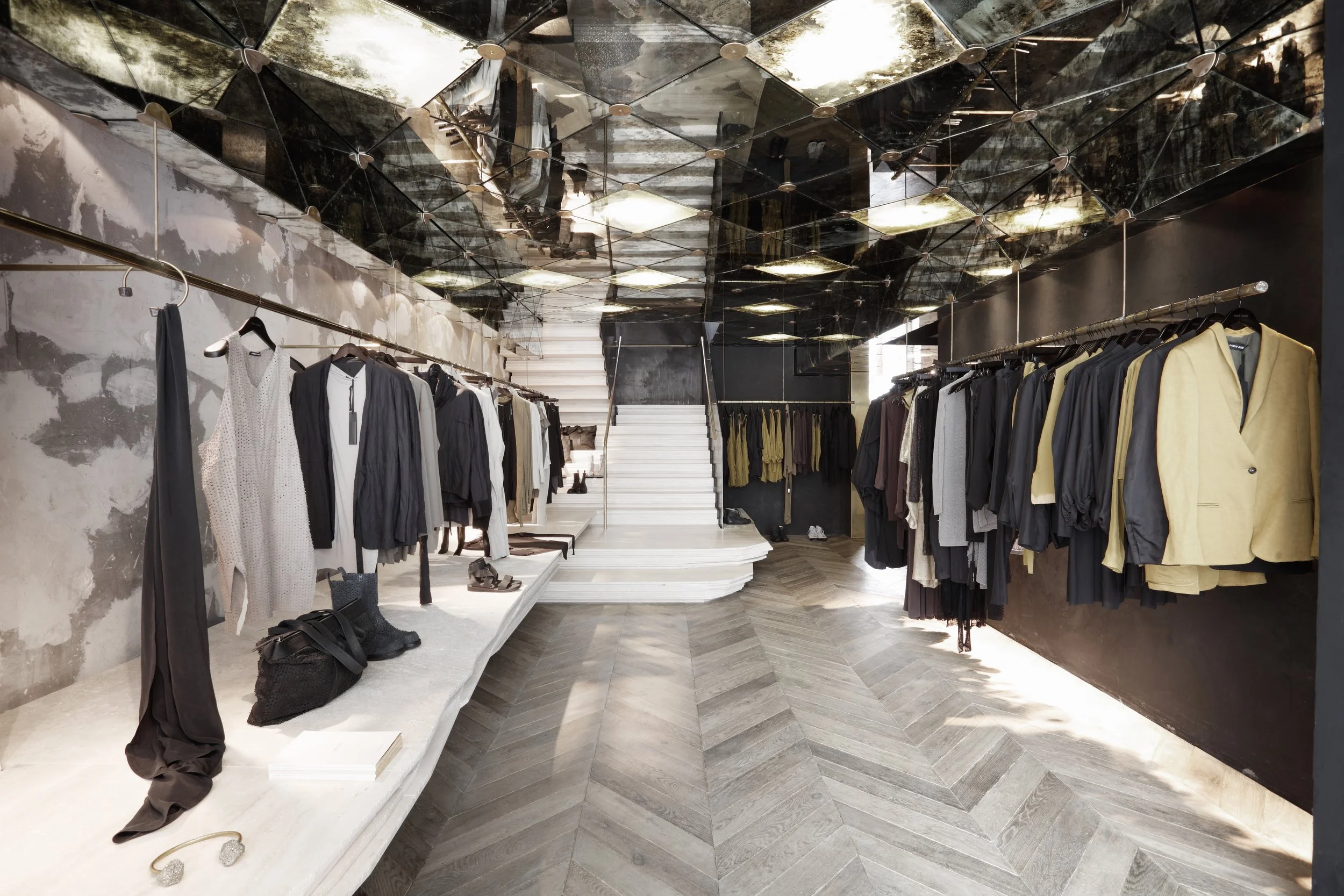 Damir Doma_Cut architectures_© David Foessel_010.jpg