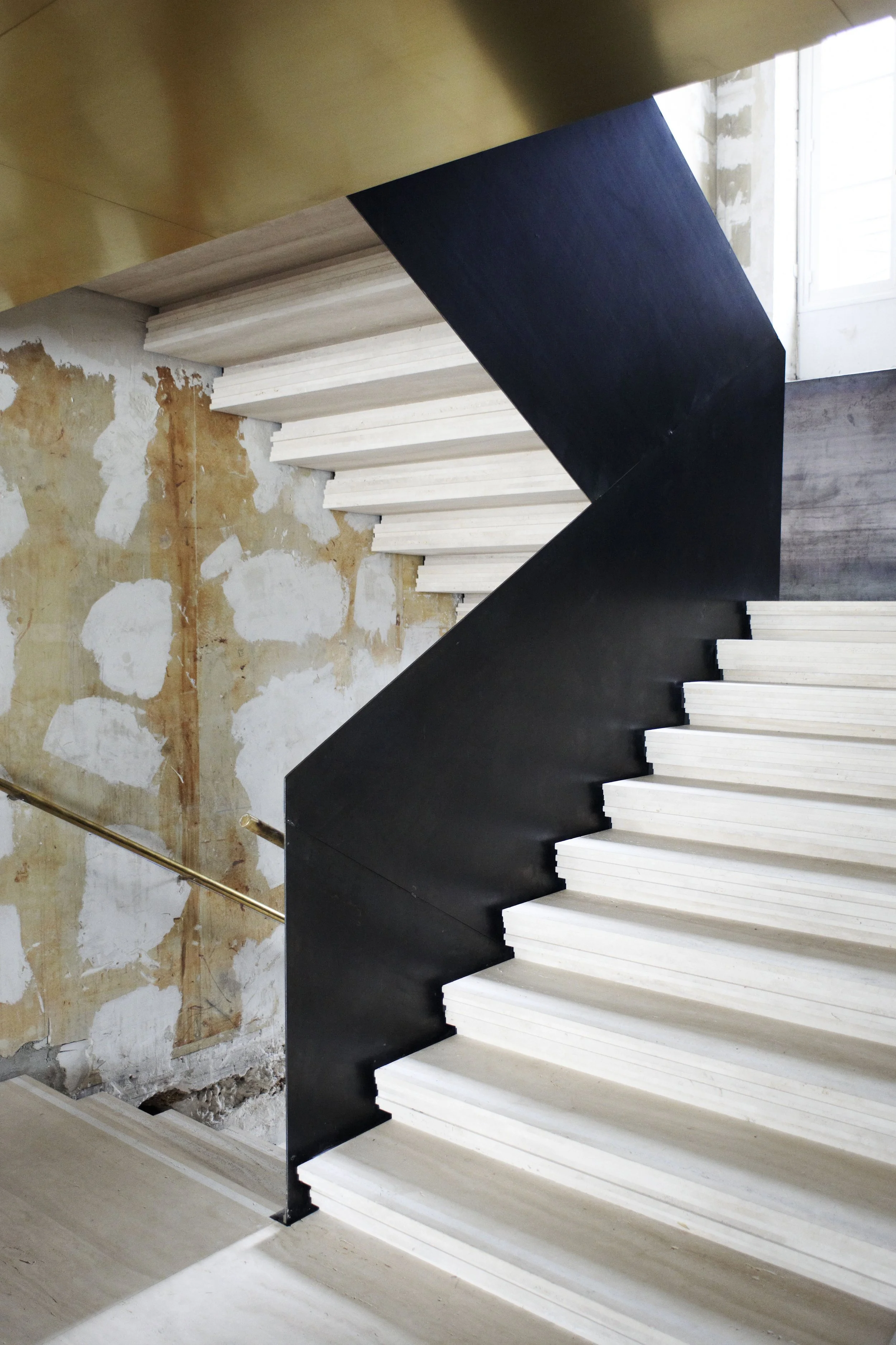 DAMIR DOMA STORE 9 _ Adrien Dirand.jpg