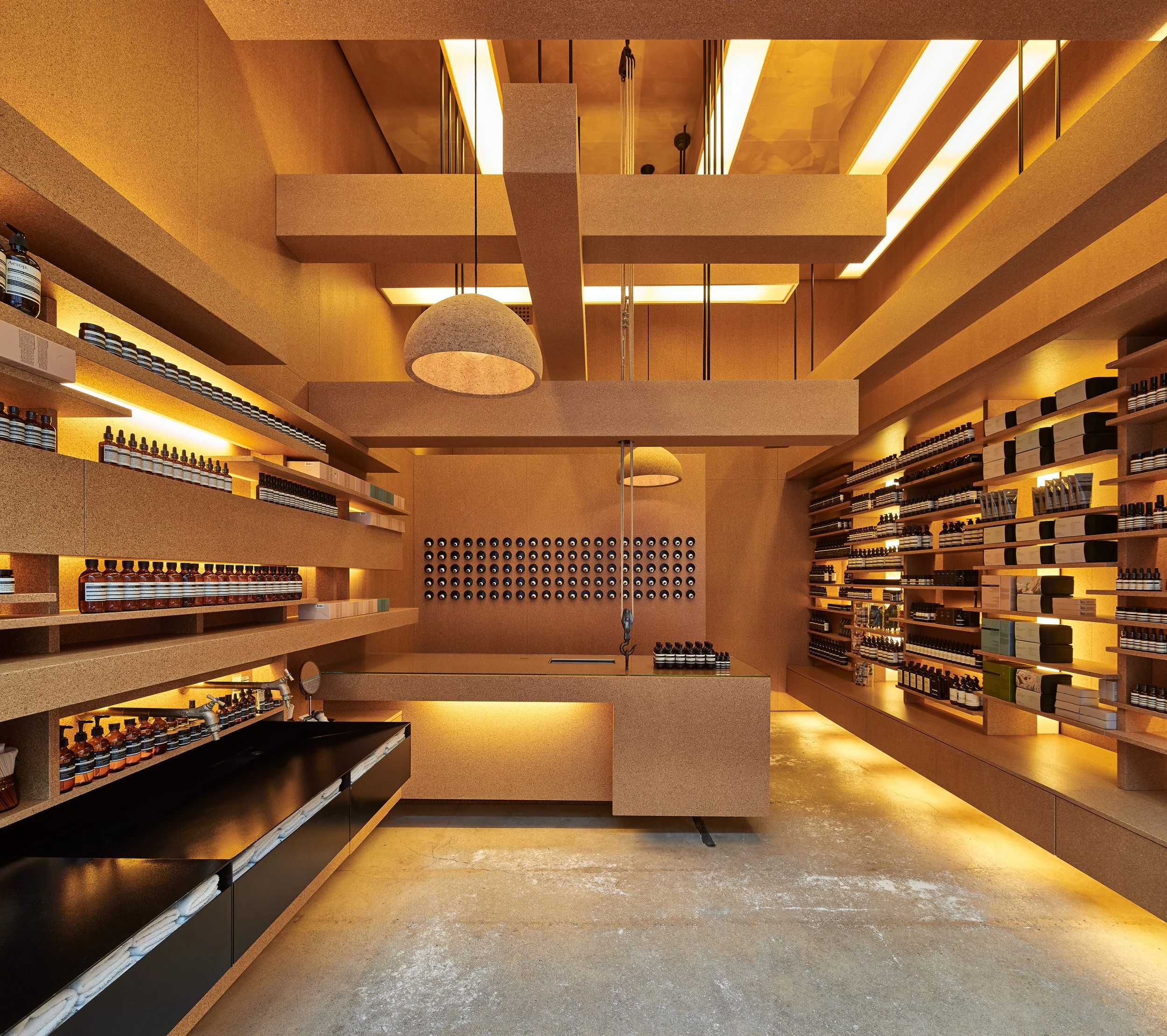 170319 Aesop Bärengasse 0328+0331.jpg