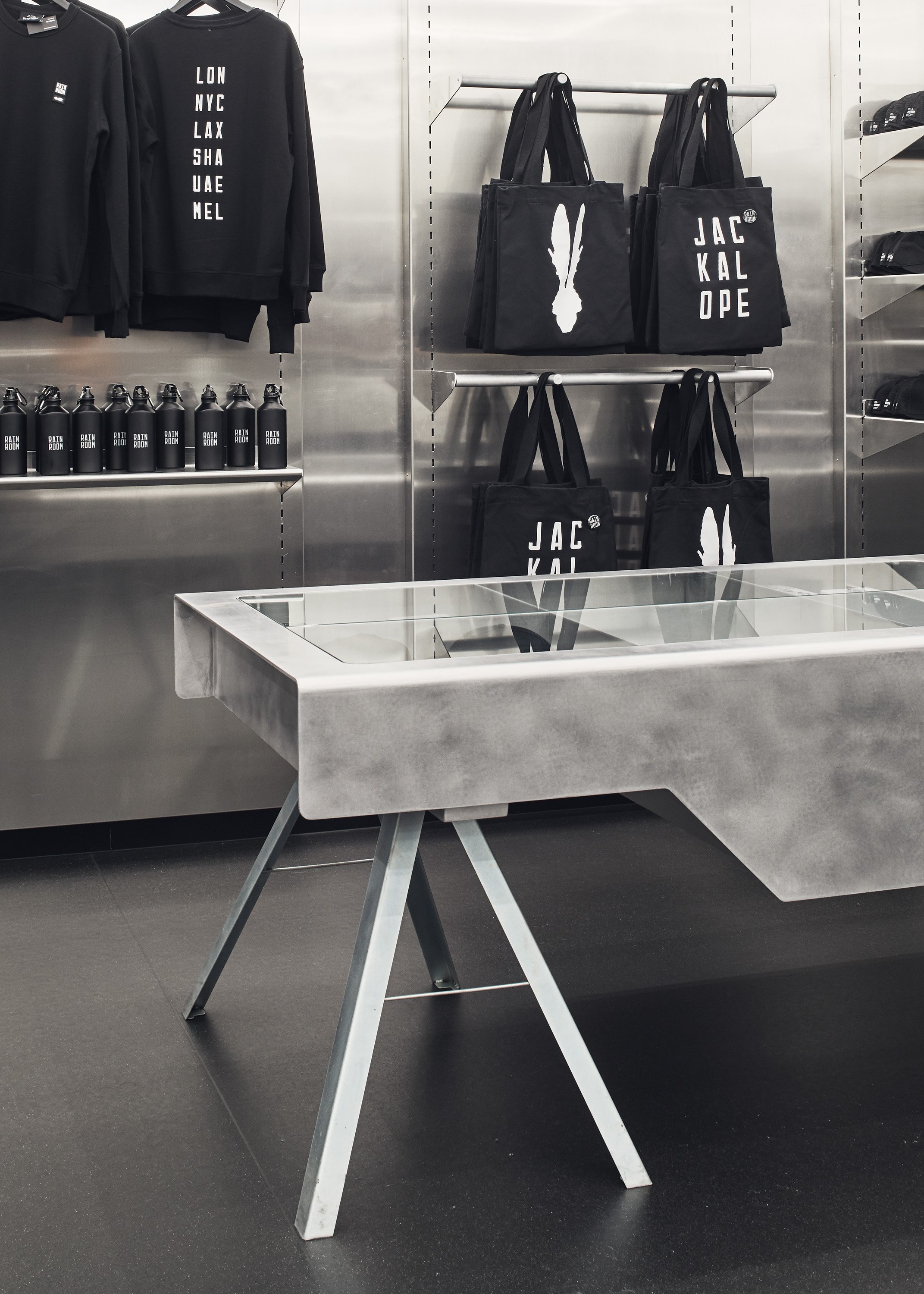 191020 Rain Room 2631.jpg