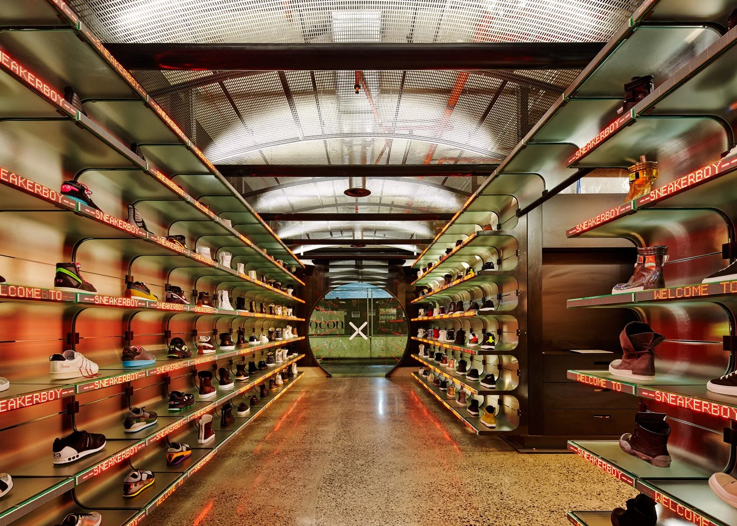 131013 Sneakerboy 0420.jpg