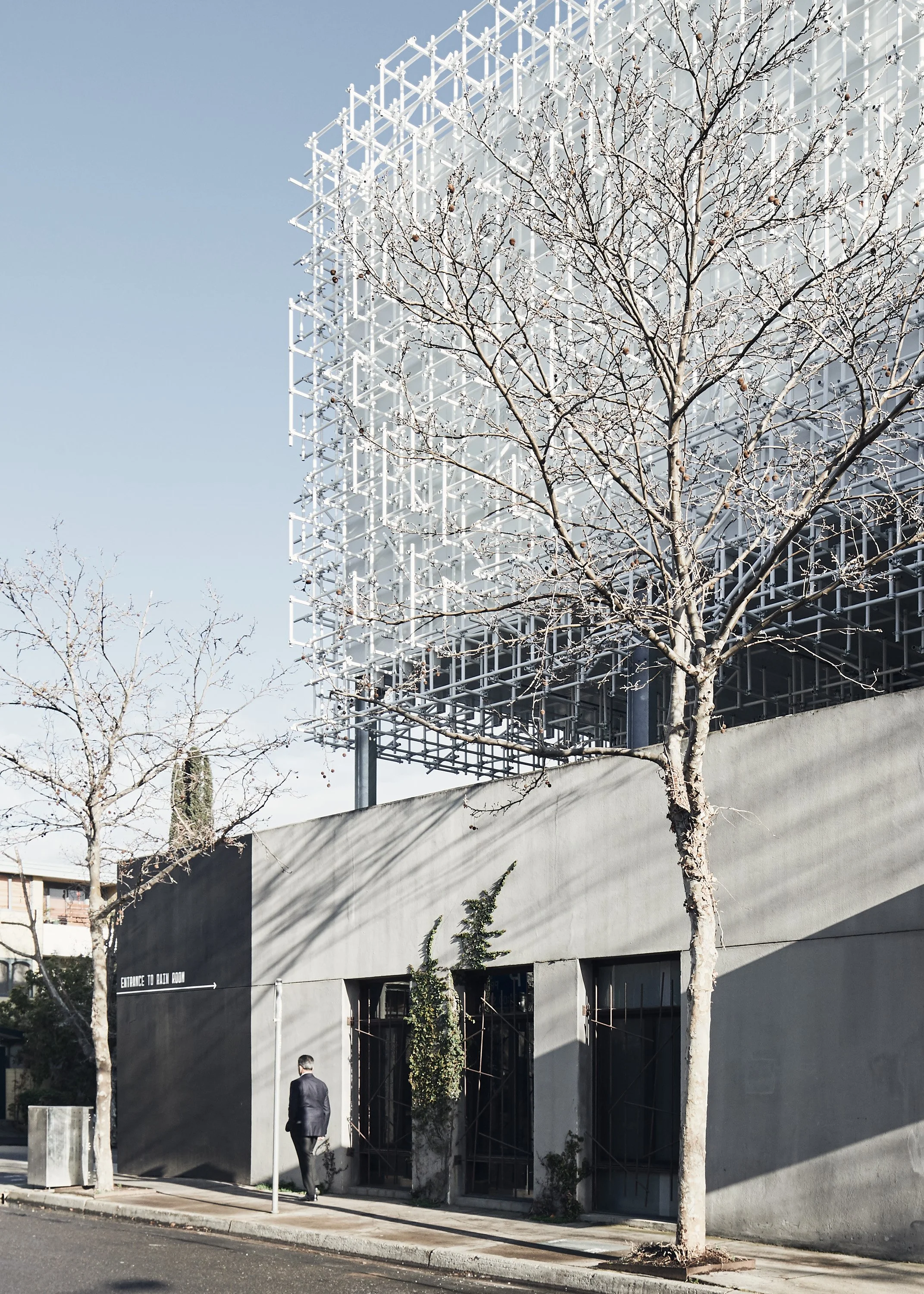 190829 Rain Room 0107.jpg