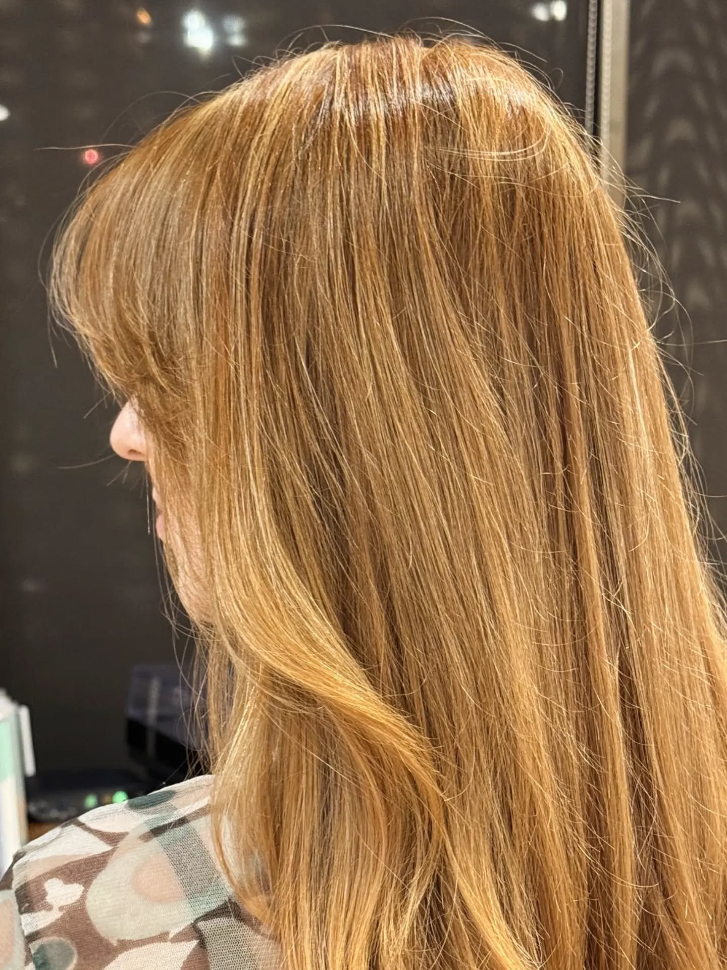 After some carefully placed foils and a colour suited to warm up her look, she is living her brightened hair dreams!

It's time for some highlights in your life 🙂&zwj;↕️ Let us take care of your hair! 

#yyc #calgarysalon #highlights #hair #calgary