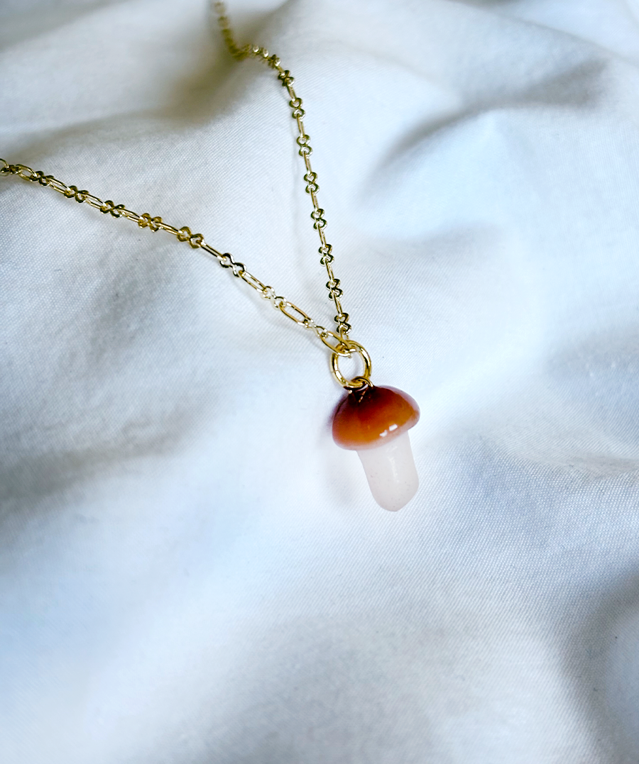 mushroomnecklace.png