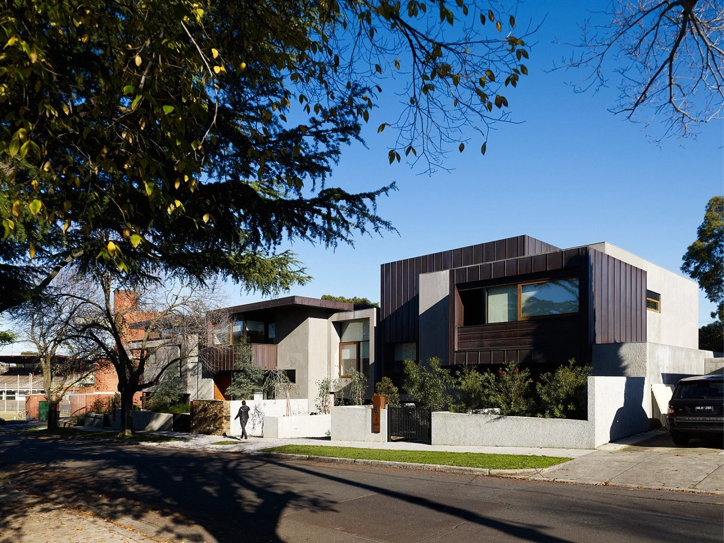 Linda Cresent front.jpg