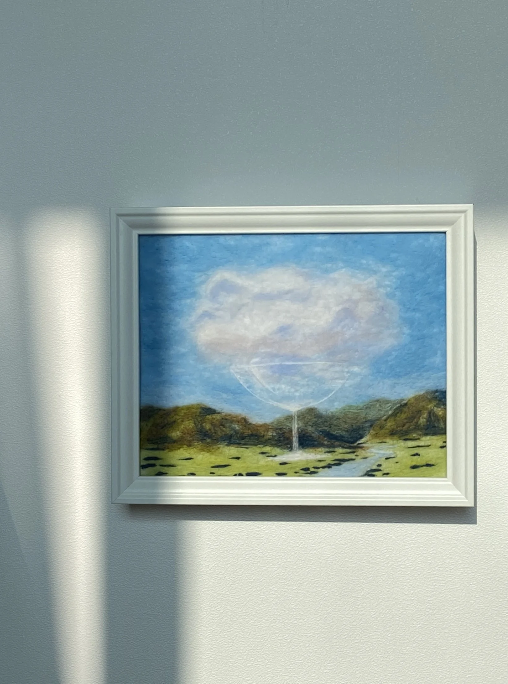 Feiry with Magritte - Wool felt, 2024