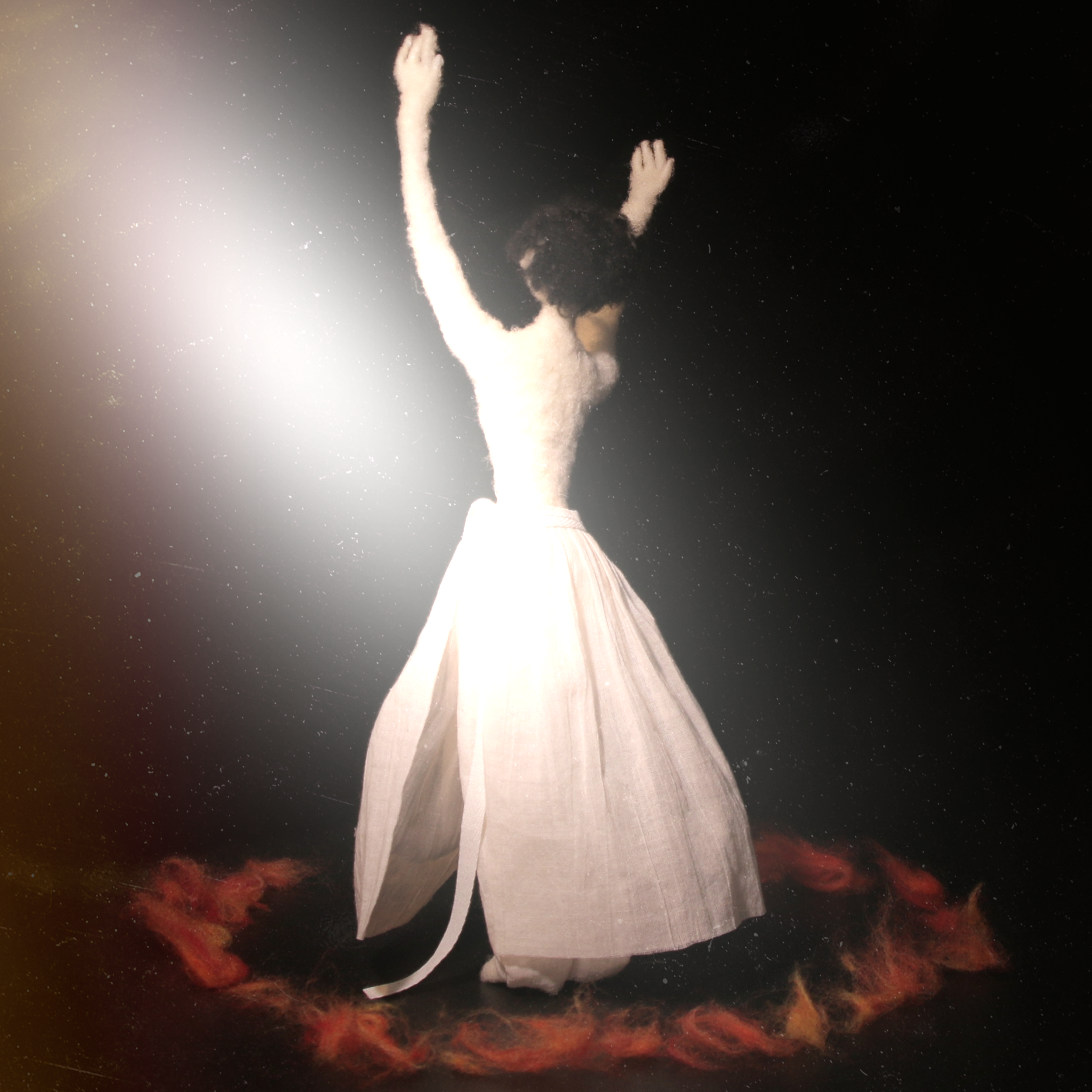 Naojusung [끄트머리춤] album cover - Puppet, felt, 2025