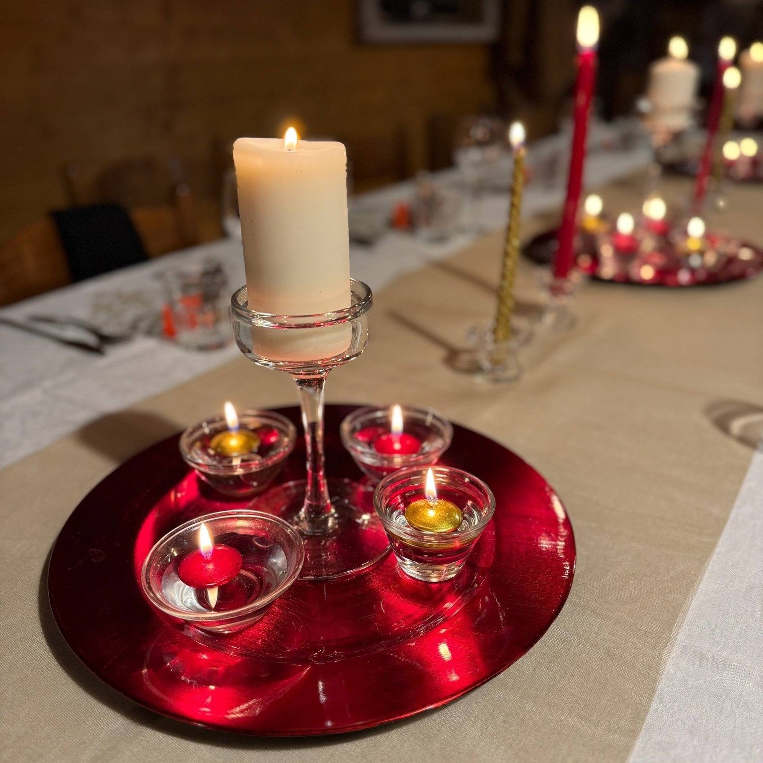 🎄 𝐁𝐮𝐨𝐧 𝐍𝐚𝐭𝐚𝐥𝐞 𝐝𝐚𝐥 𝐂𝐞𝐧𝐭𝐫𝐨 𝐀𝐧𝐢𝐝𝐫𝐚 🌿

Che questo Natale sia un tempo di ascolto, di silenzio buono e di piccoli gesti che scaldano.
Un tempo per rallentare, guardarsi intorno e riconoscere ci&ograve; che conta davvero: le rela