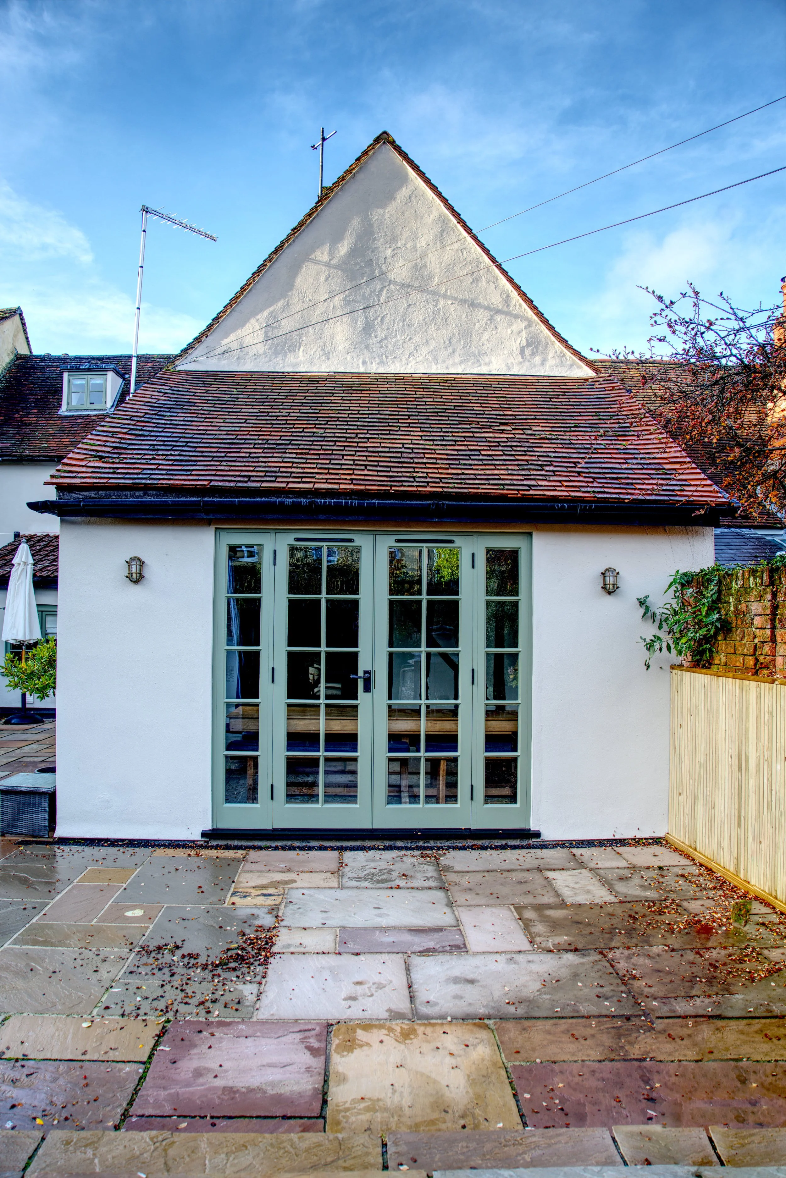 Project Nine - Mannintree 23 - Outside Vertical.jpg