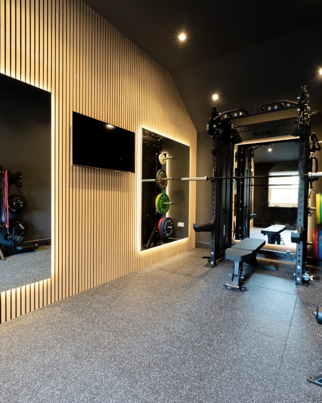 A garage conversion, reimagined.

This space has been transformed into a sleek, contemporary home gym - designed to feel focused, minimal, and motivating.

Who wouldn&rsquo;t want to work out in here?

📸 @visual_peakuk 

#HomeGym #GarageConversion #
