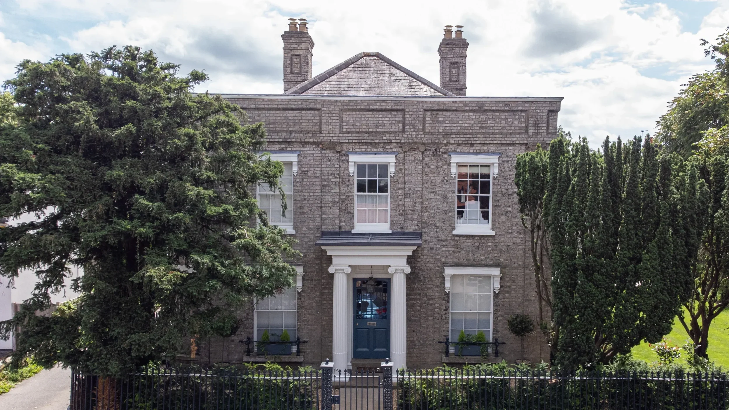 DORSET HOUSE