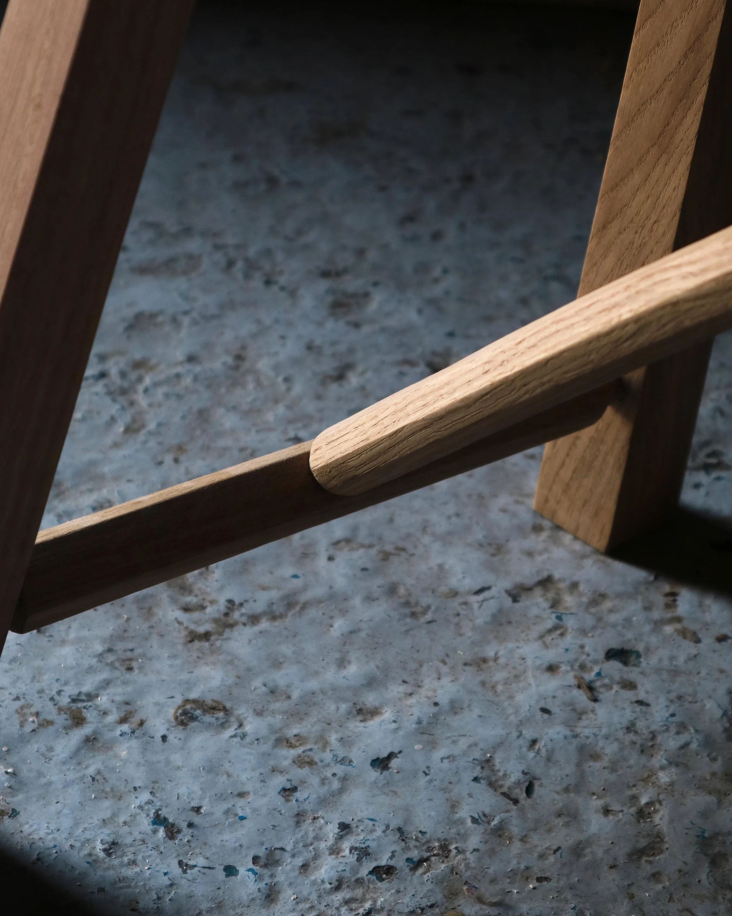 joinery dteai of the 'le Courbe' Bench