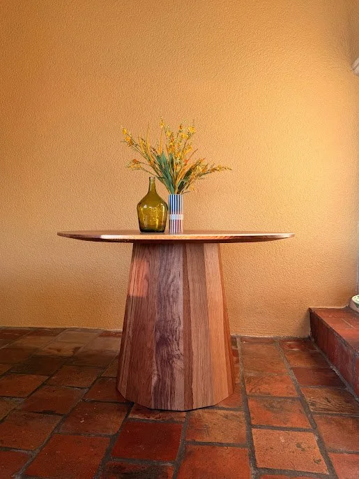 pedestal table france shot.JPG