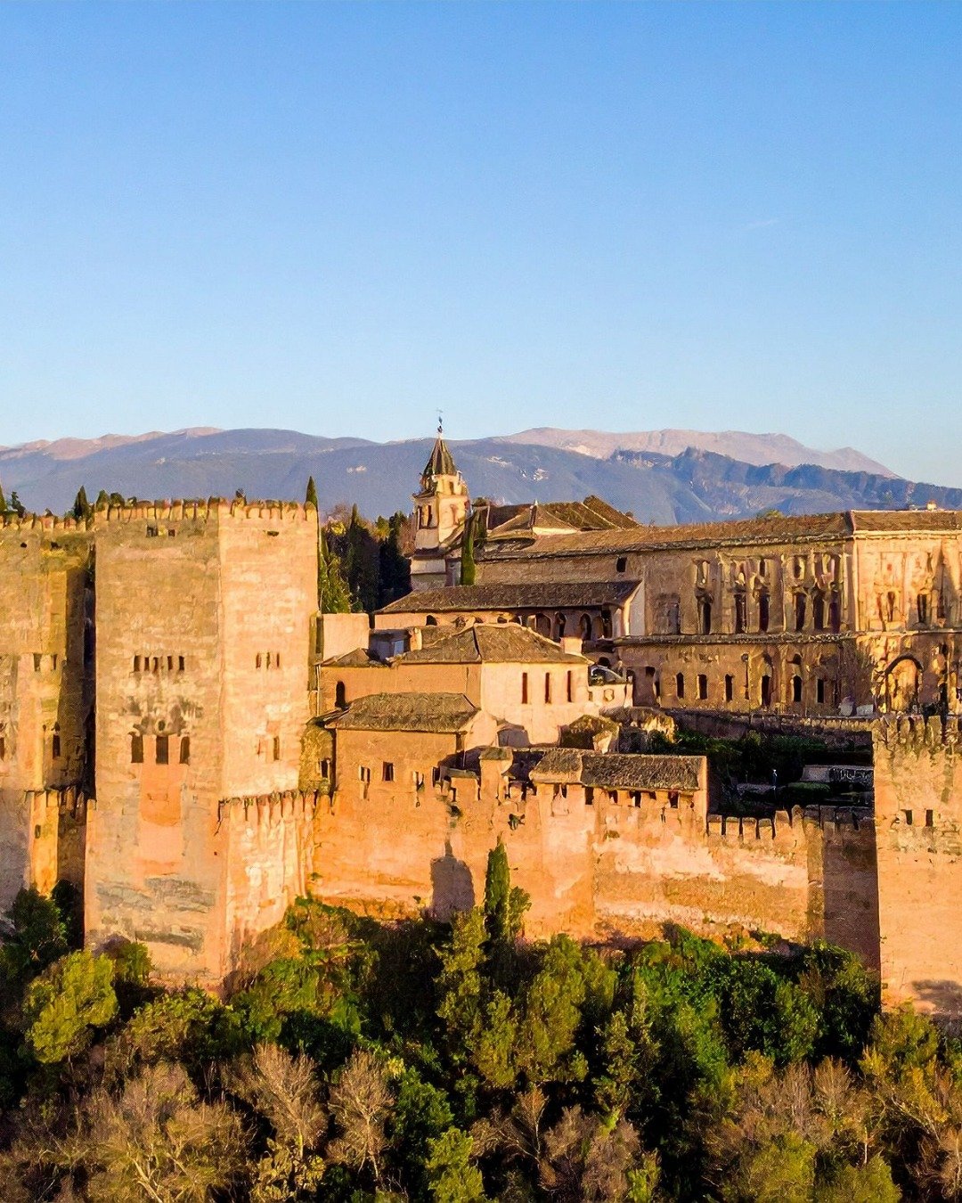 I first came to see the Alhambra in 2019&hellip; and I still remember the feeling.
There is something about Granada that stays with you.

The Alhambra is majestic but wandering through the Albaic&iacute;n, getting lost in its narrow streets, watching