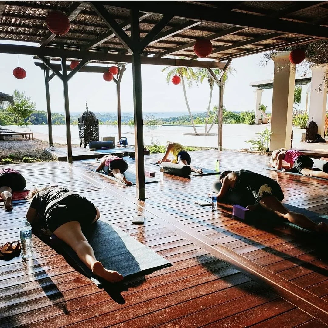 Sunkiss Yoga Retreats in Spain blend yoga and meditation in Spain, sound baths, and Mediterranean meals for a truly soulful escape. Join a Spanish Yoga Retreat or Sound Healing Retreat Spain and experience deep wellness, rest, and connection.