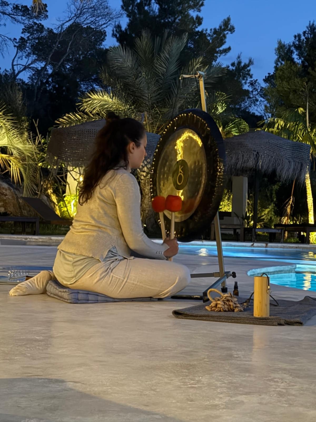 Sunkiss Yoga Retreats in Spain blend yoga and meditation in Spain, sound baths, and Mediterranean meals for a truly soulful escape. Join a Spanish Yoga Retreat or Sound Healing Retreat Spain and experience deep wellness, rest, and connection.