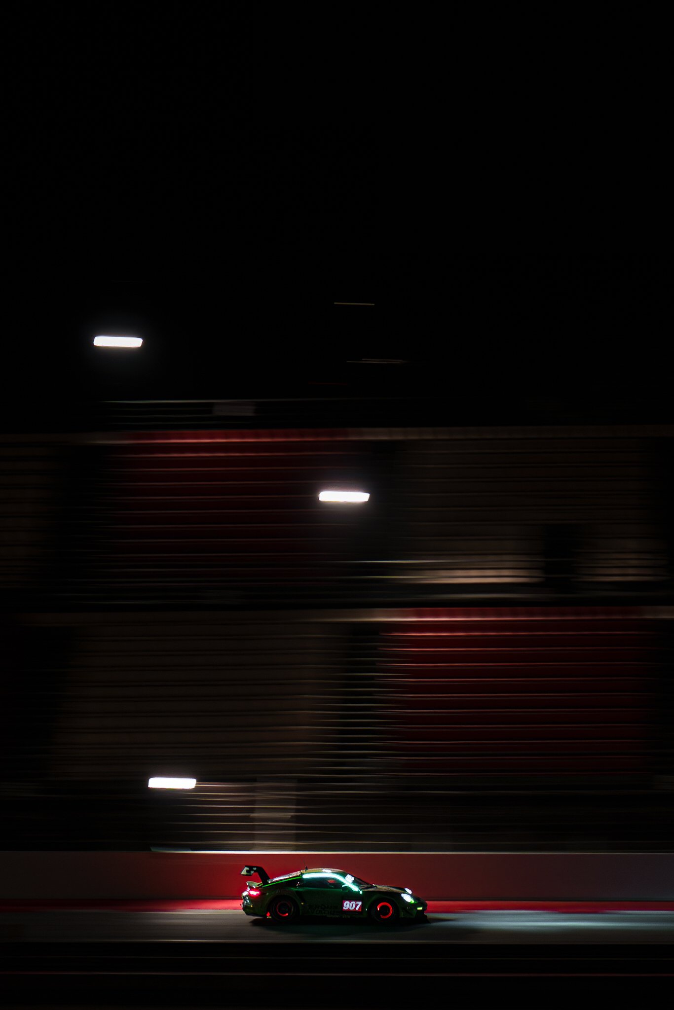 24h de BCN - NIT (1769)-Mejorado-NR-2.jpg