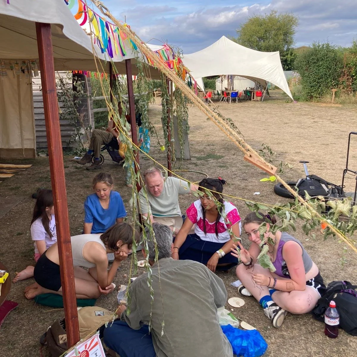 The sundial workshops and the Curiosity Workshops table continue to develop, as do the conversations around the table. Not sure why it takes so long to post about them mind you... 

Thanks to @theorganicgrowersgathering for facilitating the impromptu