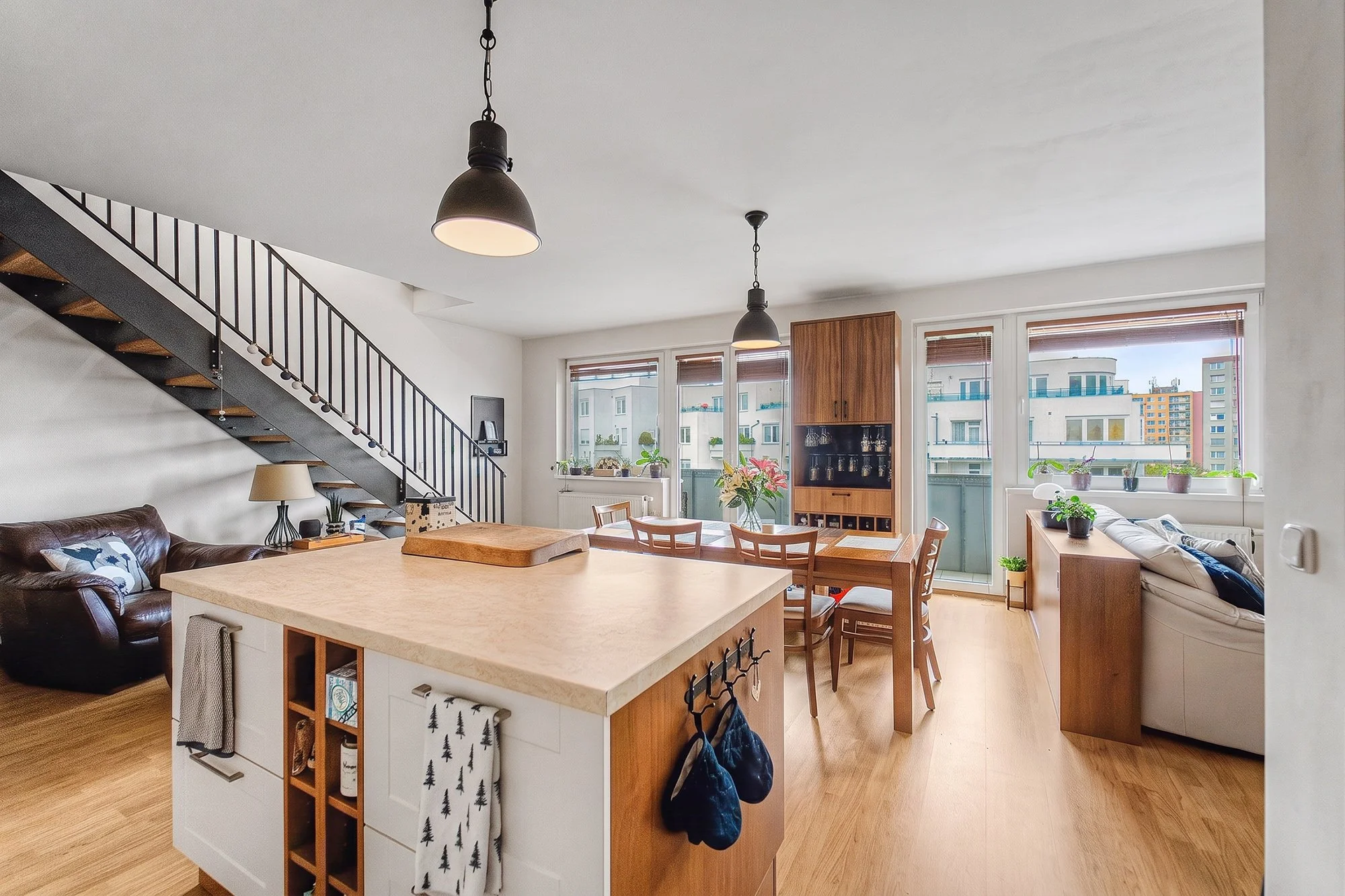 jidelna2.jpg