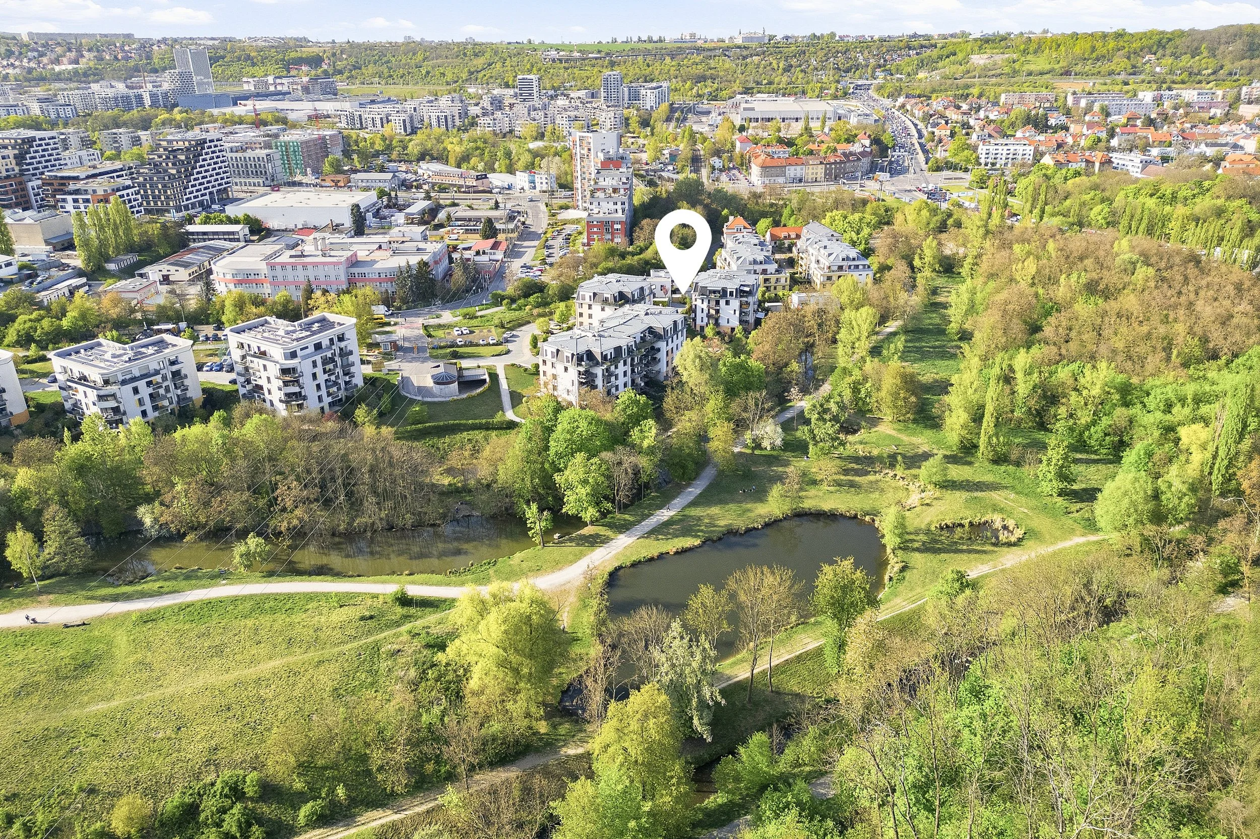 Nademlejnska-41.jpg