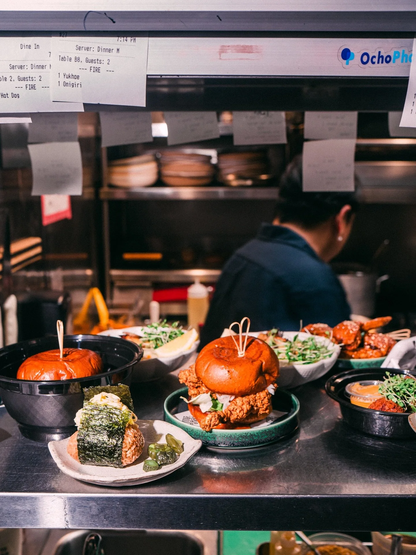 A feast ready and waiting, soon to be served fresh and delicious at your table.

Haven&rsquo;t got a table yet? Reserve now (link in bio) 🌭

📷:&nbsp;@cmcintoshphoto

#meraibar&nbsp;#elevateddivebar&nbsp;#bostonbars&nbsp;#bostoneats&nbsp;#bostonfood