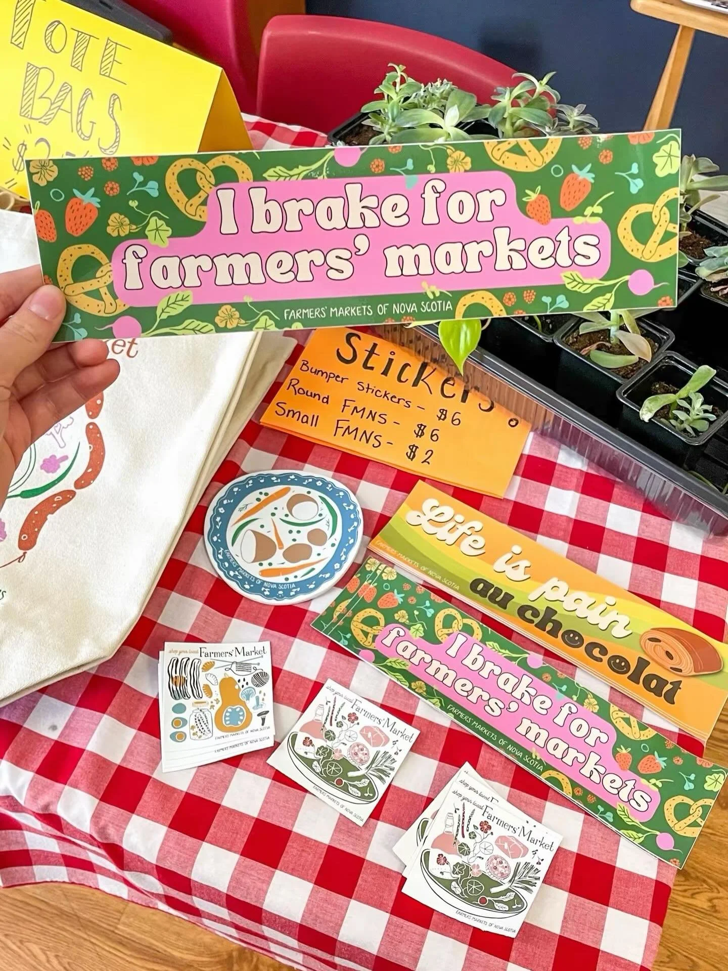 DO YOU BRAKE FOR FARMERS&rsquo; MAKETS? 🙈 

If you&rsquo;re a farmer or artisan, join us at Acadia Hall tomorrow, Thursday February 19th from 6:30pm - 8:00pm for our annual Vendor Information Night! 

Meet the team, learn about our market, and see i