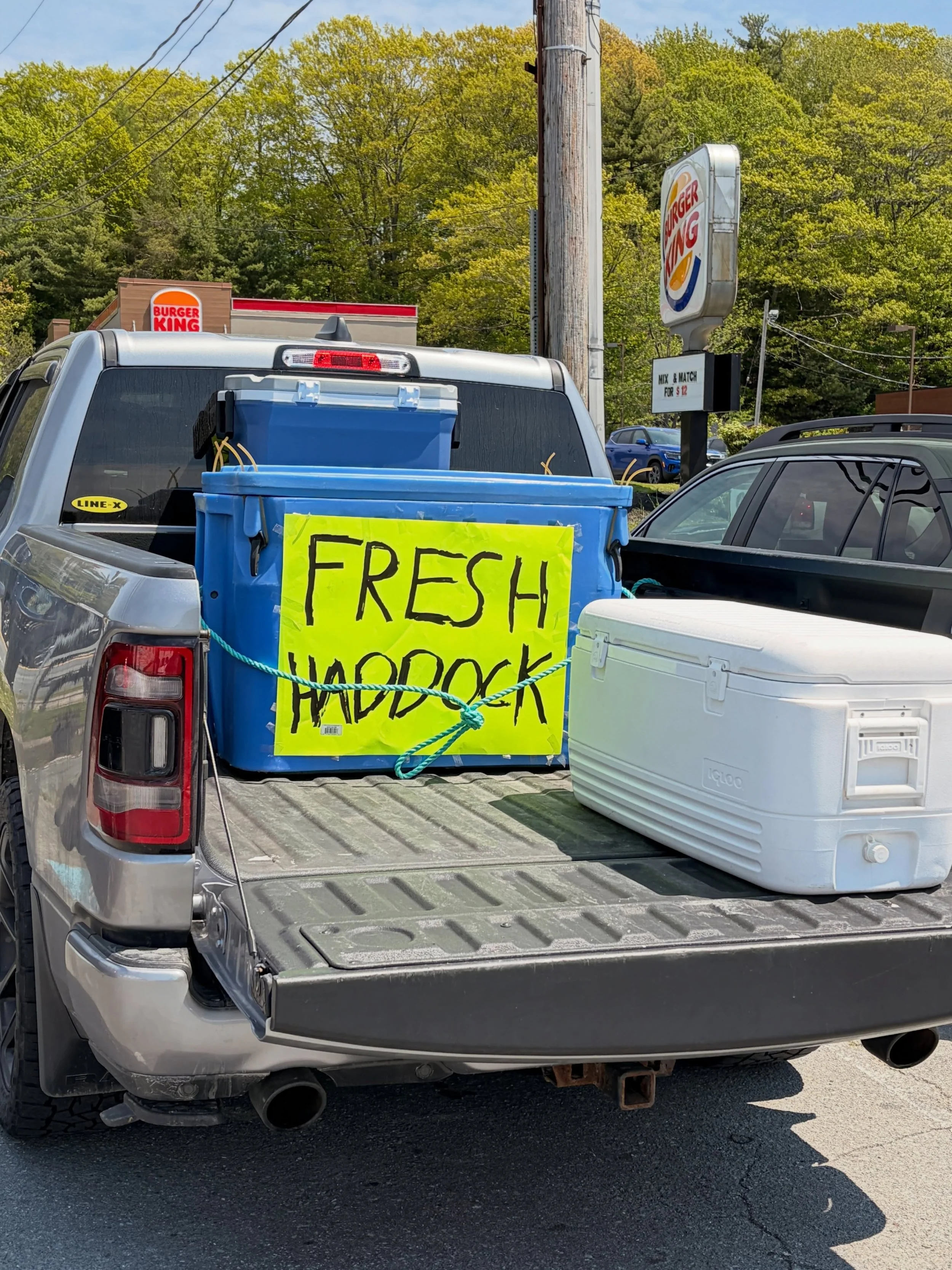 THE FISH TRUCK IS HERE &rarr; FRESH HADDOCK $12/LB

Parked between Acadia Hall and the Sackville Library! Fish truck is set up in the parking lot! Now until sold out. Jamie has fresh haddock for $12/lb. 

Located at 650 Sackville Drive, Lower Sackvil