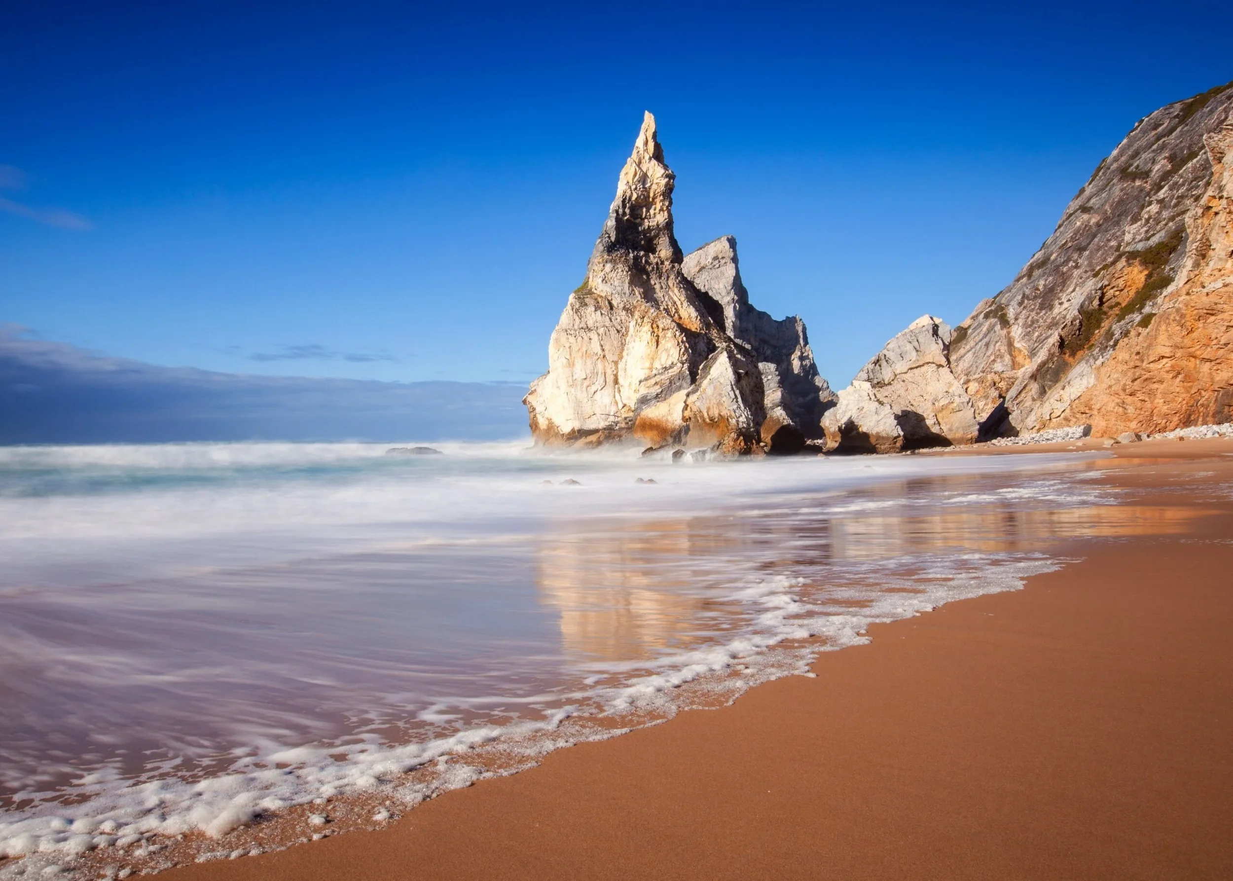 Best Beaches in Portugal for a Dream Wedding or Elopement (2026 Guide)