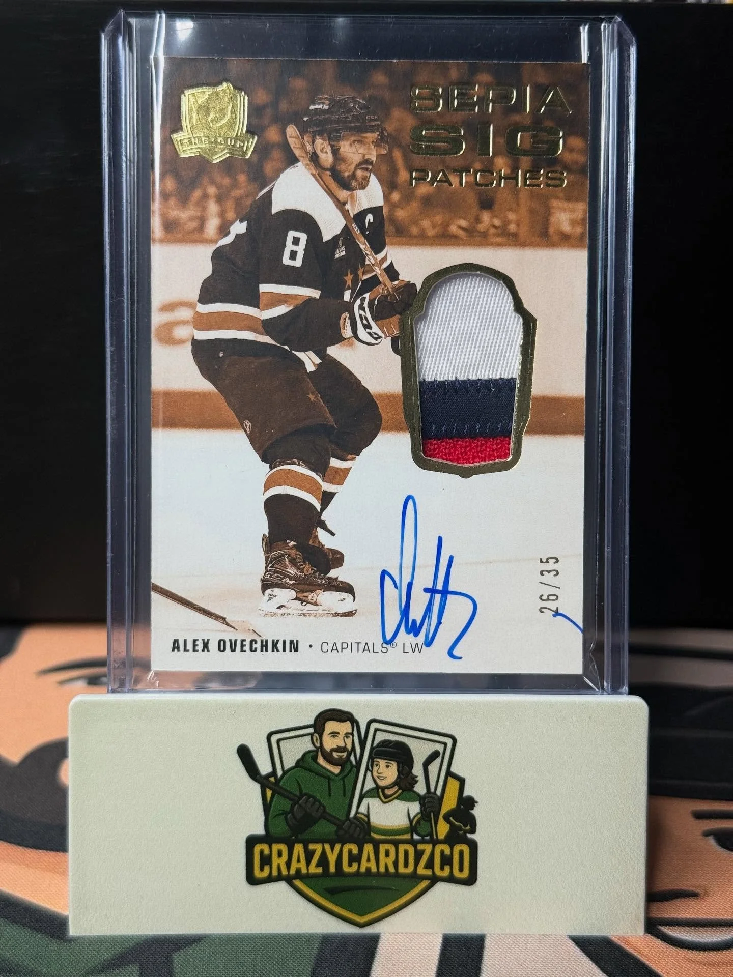 π₯ #AnotherOne — Ovi Patch Auto /35!
Yup… The Great 8 himself. This beauty was snagged in our last break and it’s one to remember. πͺπ₯
πΈ Huge shoutout to all the legends who hit fire with us yesterday!
We’re not done yet&h