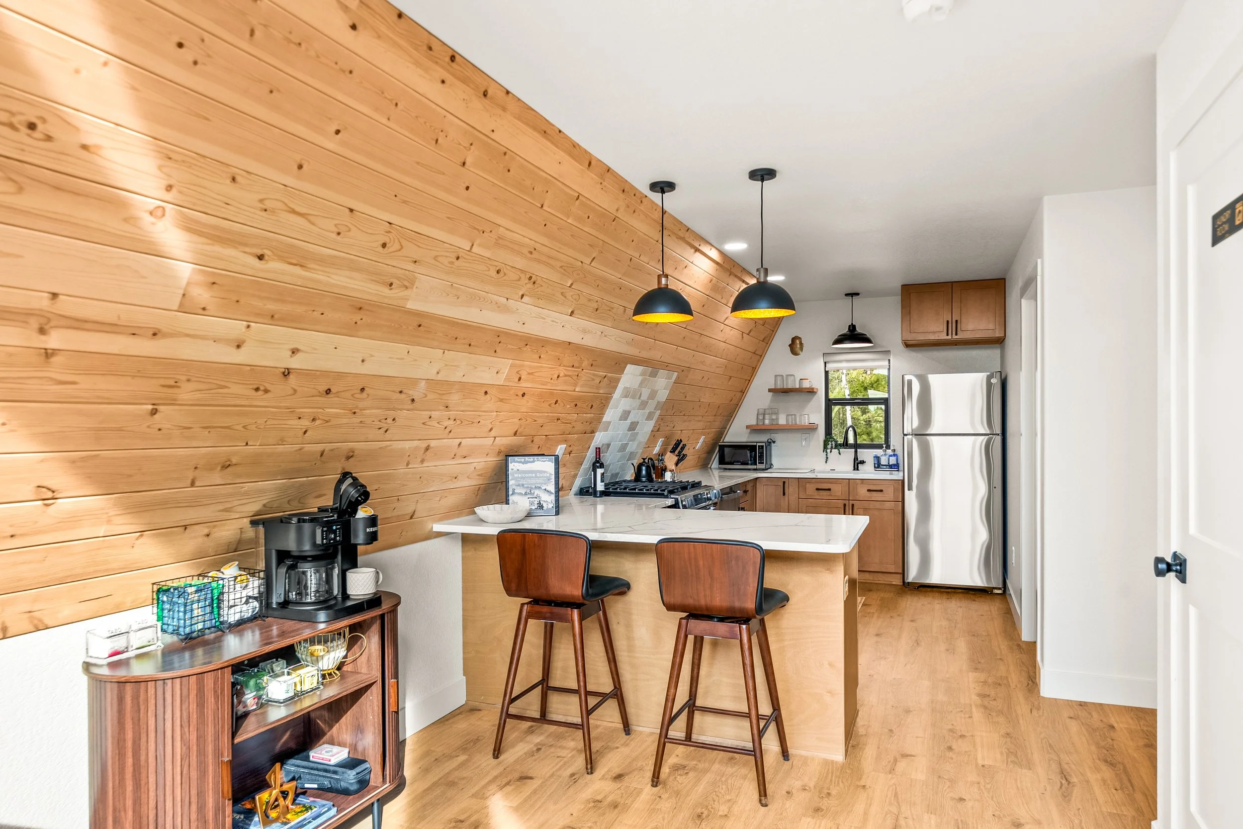 23 Oregon Circle-18.jpg