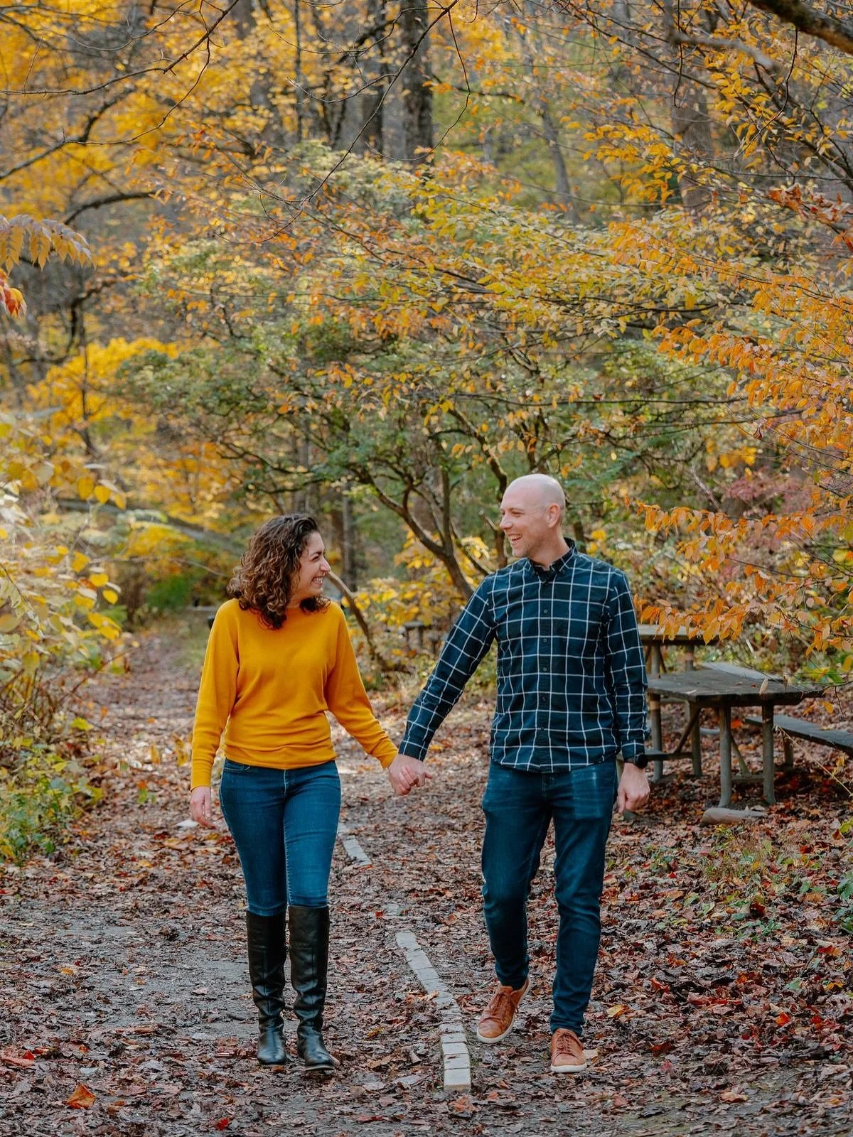 Can't wait to capture so many intimate family moments on 11.23! Book your spot not!!

15 minutes | $100 | 25-30 photos delivered. Link in bio! 

#fallfamilyphotos #phillyfamilyphotographer #phillyphotographer #delawarephotographer #fallminisessions #