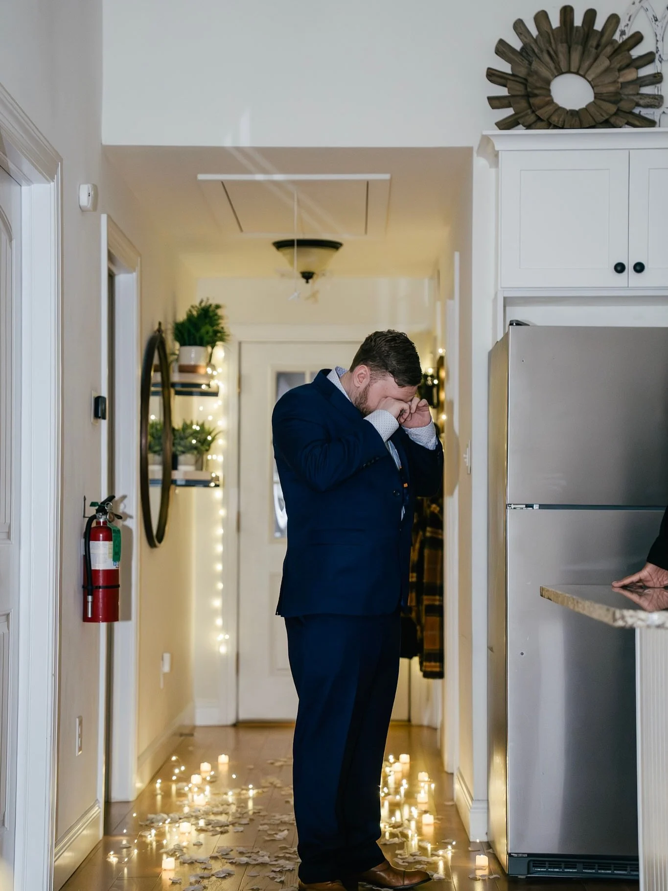 These in between moments are my absolute favorite. 🤩 

#engagementphotos #engagedlife #portraitphotographer #candidmoments #phillyphotographer