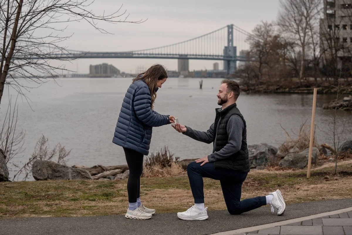 Proposals are my absolute favorite. Swipe to see the real versus the recreated version 😆

#proposalphotography #shesaidyes #justengaged #engagementphotos #candidmoments