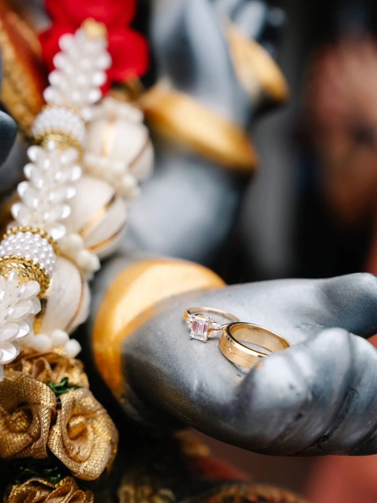 Gold, henna, silk, florals, texture. A masterclass in intentional beauty. ✨

#IndianWeddingPhotography
#WineryWedding
#PhiladelphiaWeddingPhotographer
#EditorialWeddingPhotography
#candidweddingphotography