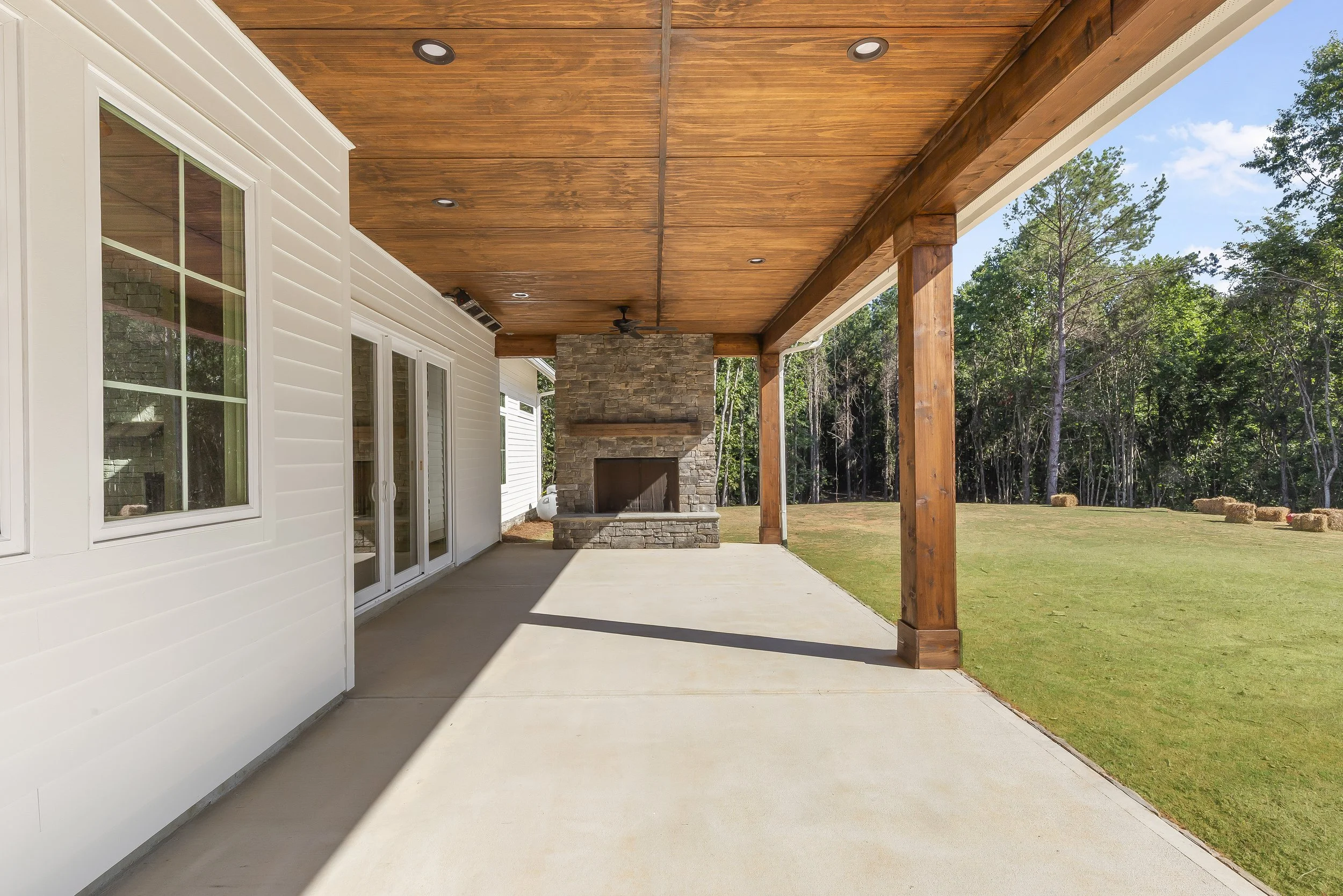 693 Lone Bear Path - High Res-51.jpg