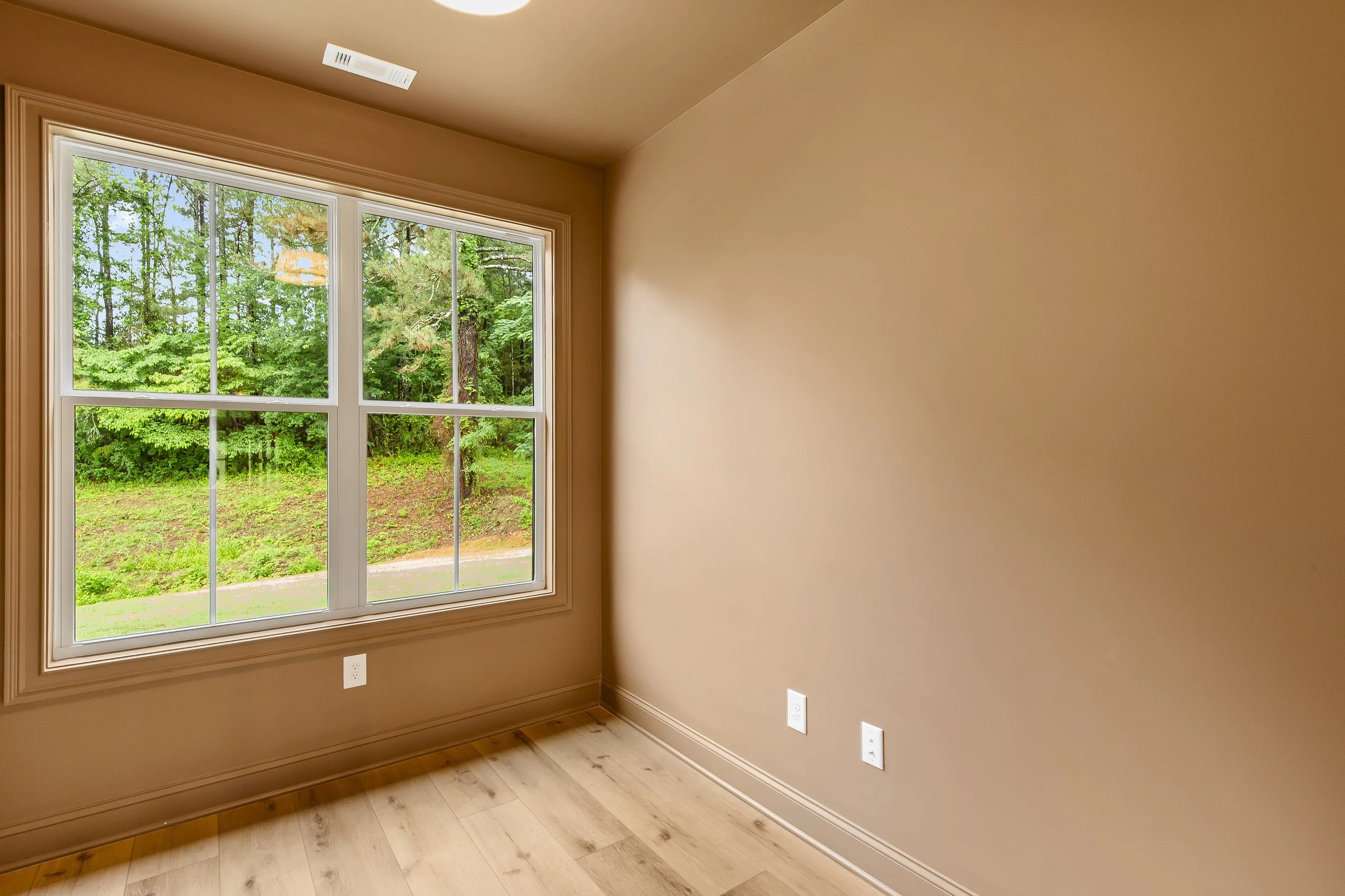 4352 Cedarcrest Rd - High Res-26.jpg